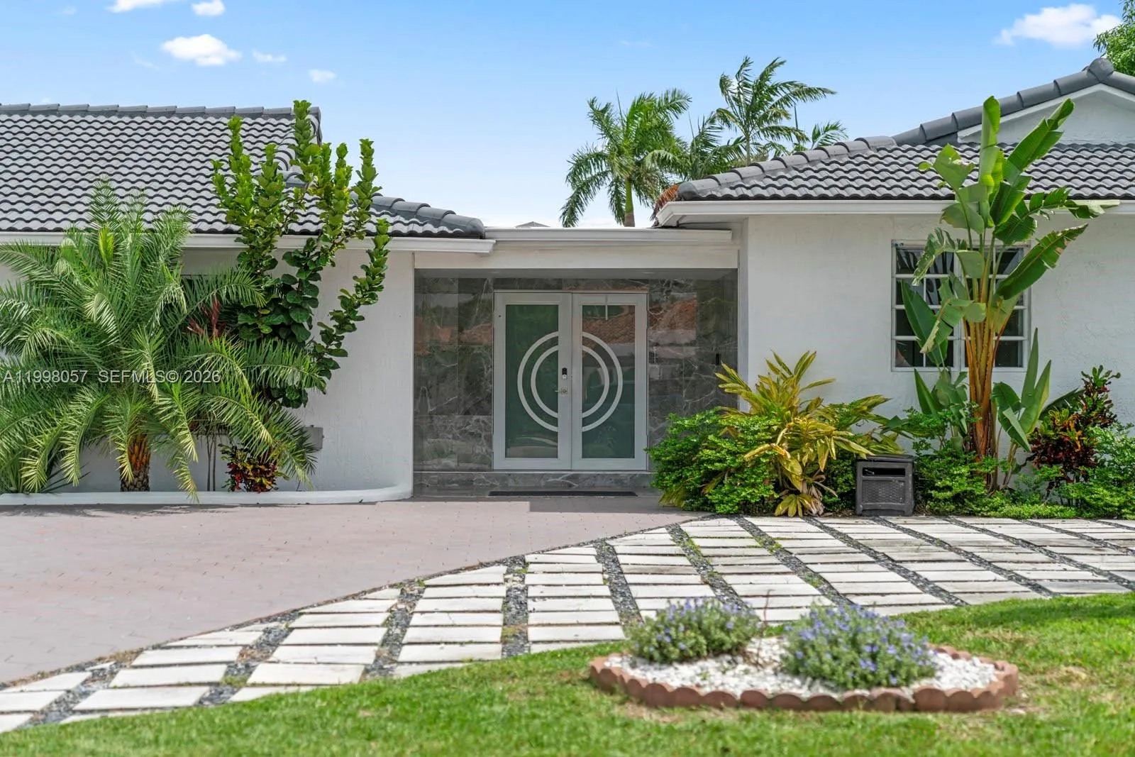Listing  Private Address