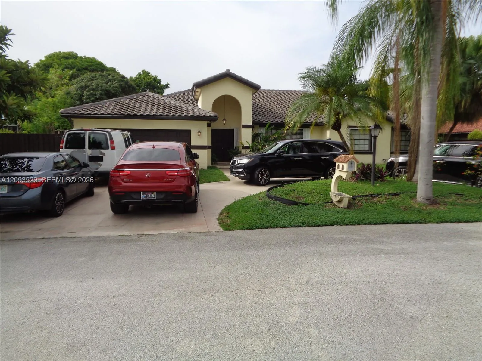 Listing  Private Address