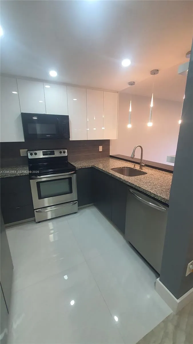 Listing  Private Address