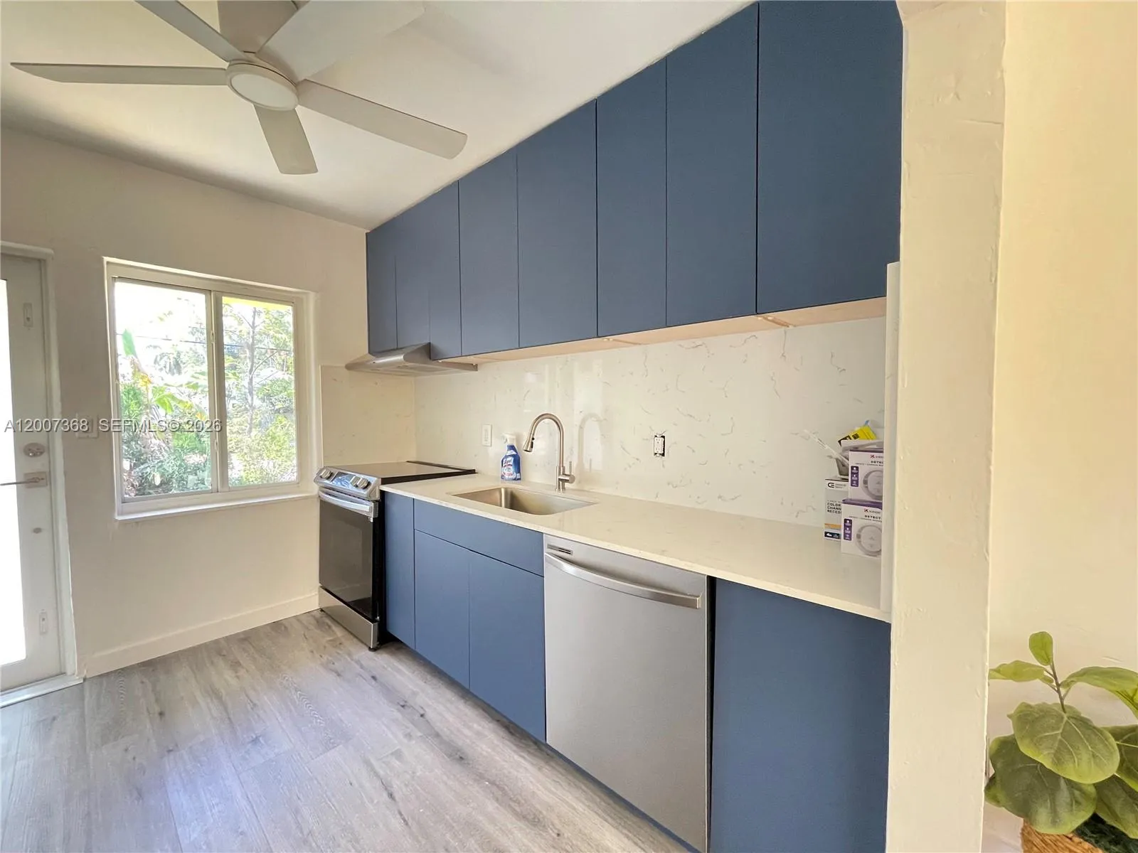 Listing  Private Address
