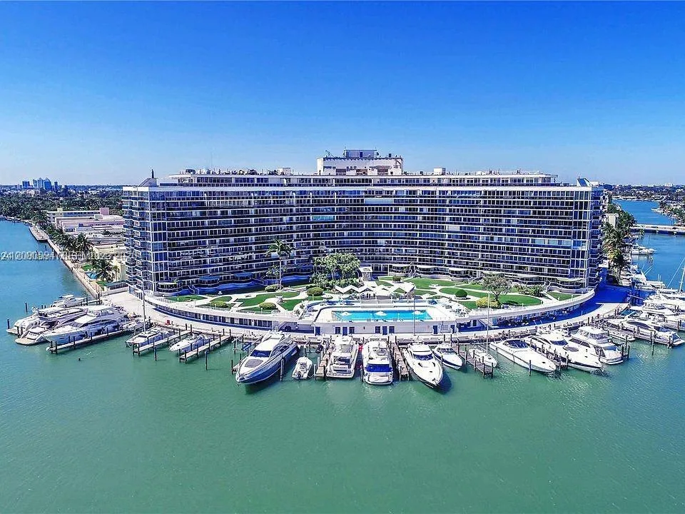 Listing  Private Address
