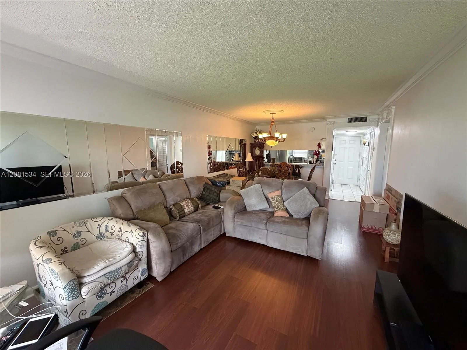 Listing  Private Address