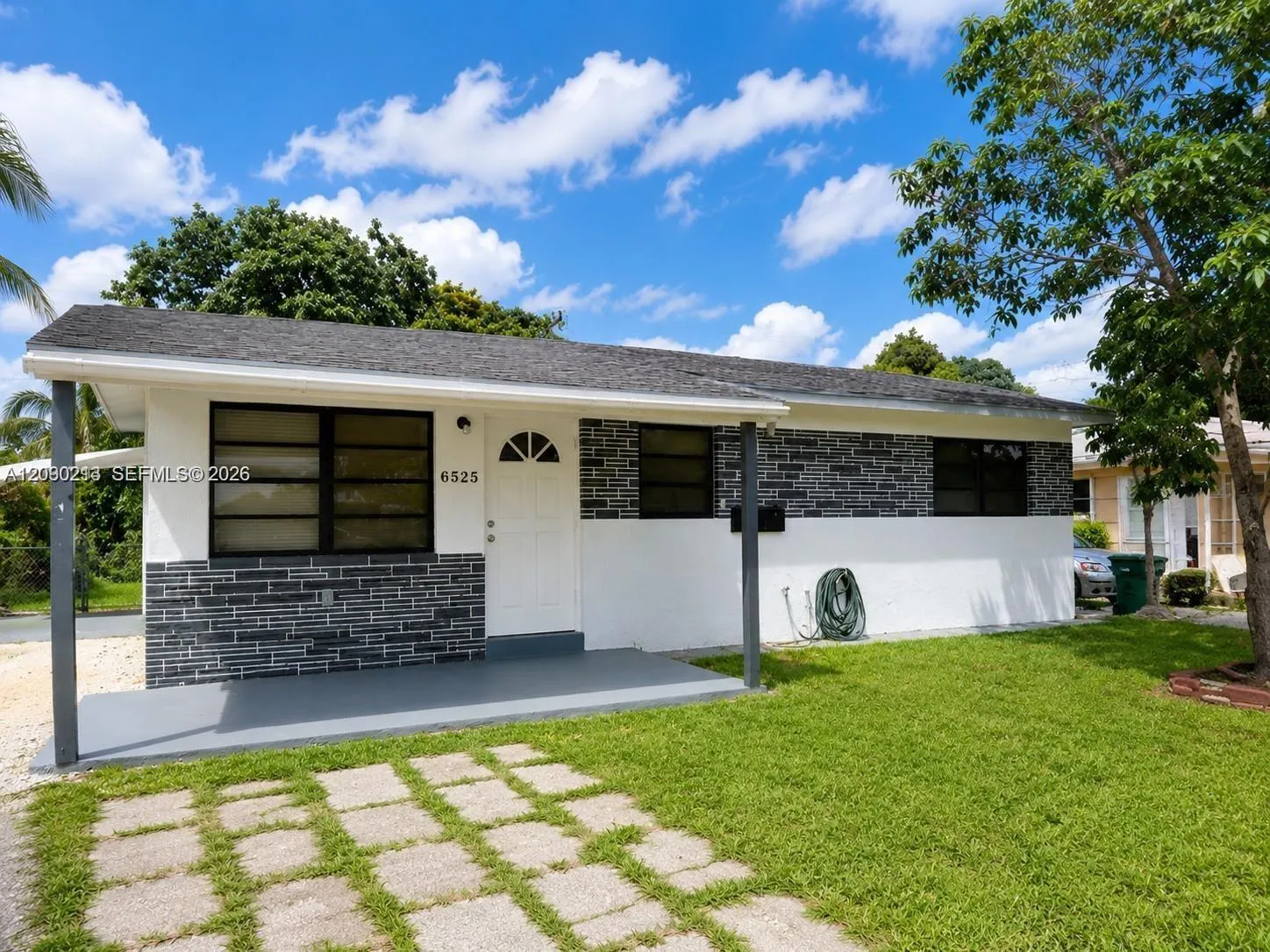 Listing  Private Address