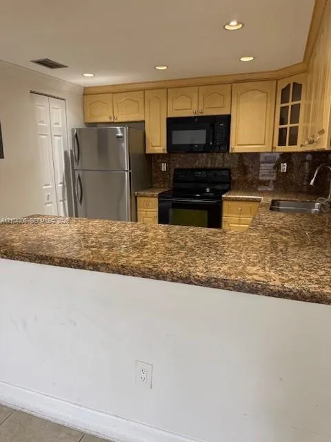 Listing  Private Address