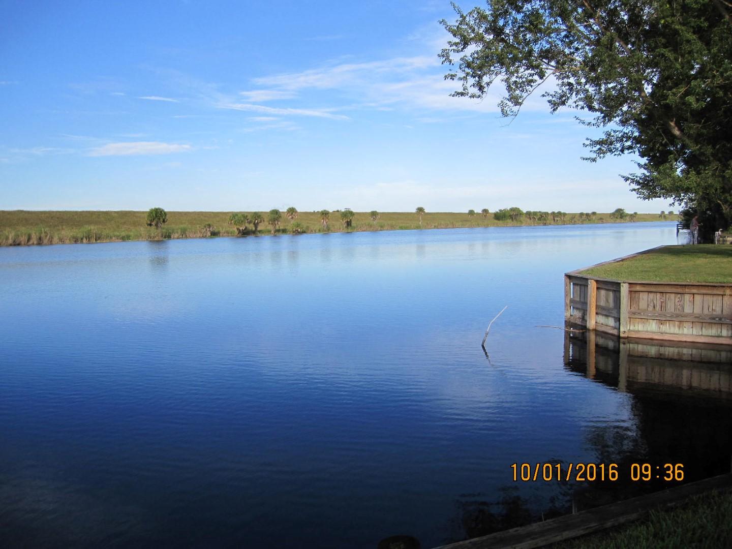 View details of listing 8101 SE 99th Trail, Okeechobee, FL 34974 Okeechobee with MLS#