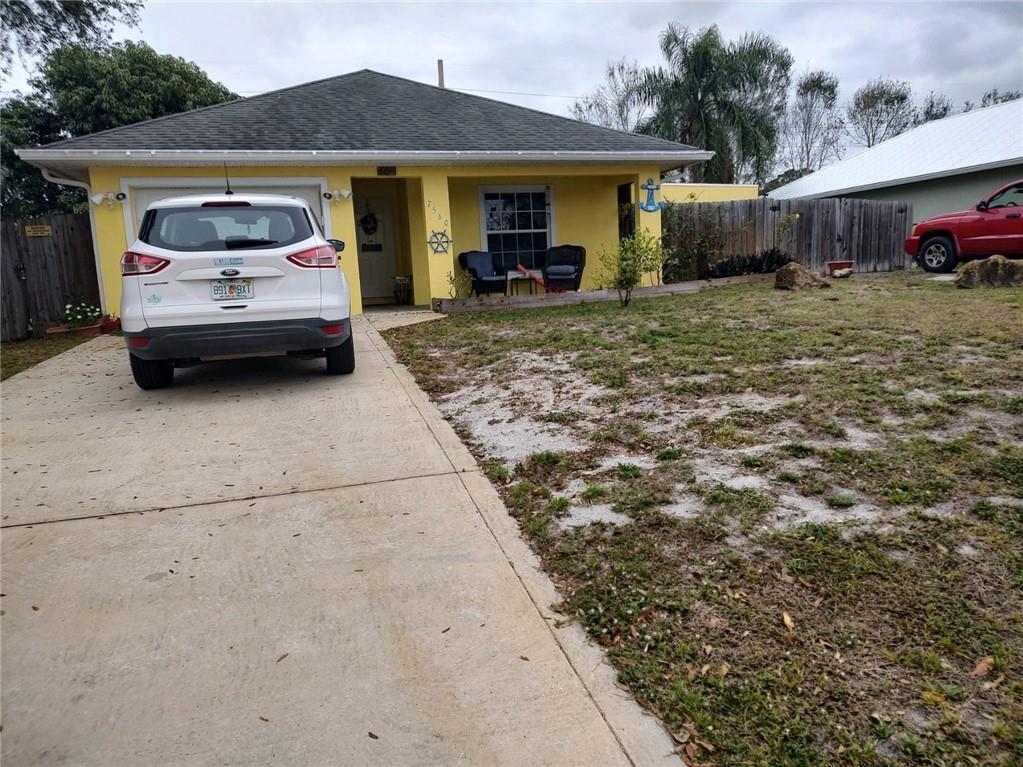 View details of listing 7560 58th Court, Vero Beach, FL 32967 Vero Beach with MLS#