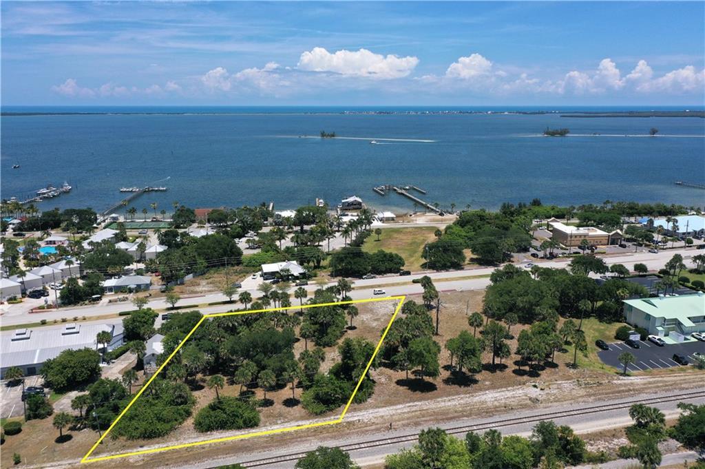 View details of listing 1531 Us Highway 1 Highway, Sebastian, FL 32958 Sebastian with MLS# 