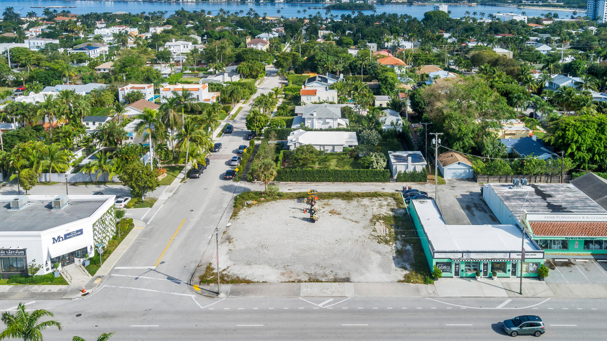 View details of listing 3500 S Dixie Highway, West Palm Beach, FL 33405 West Palm Beach with MLS# 