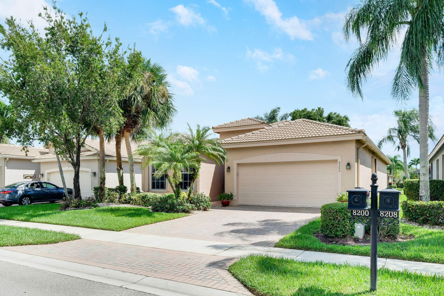 View details of listing 8200 Playa Del Sur Boulevard, Lake Worth, FL 33467 Lake Worth with MLS#