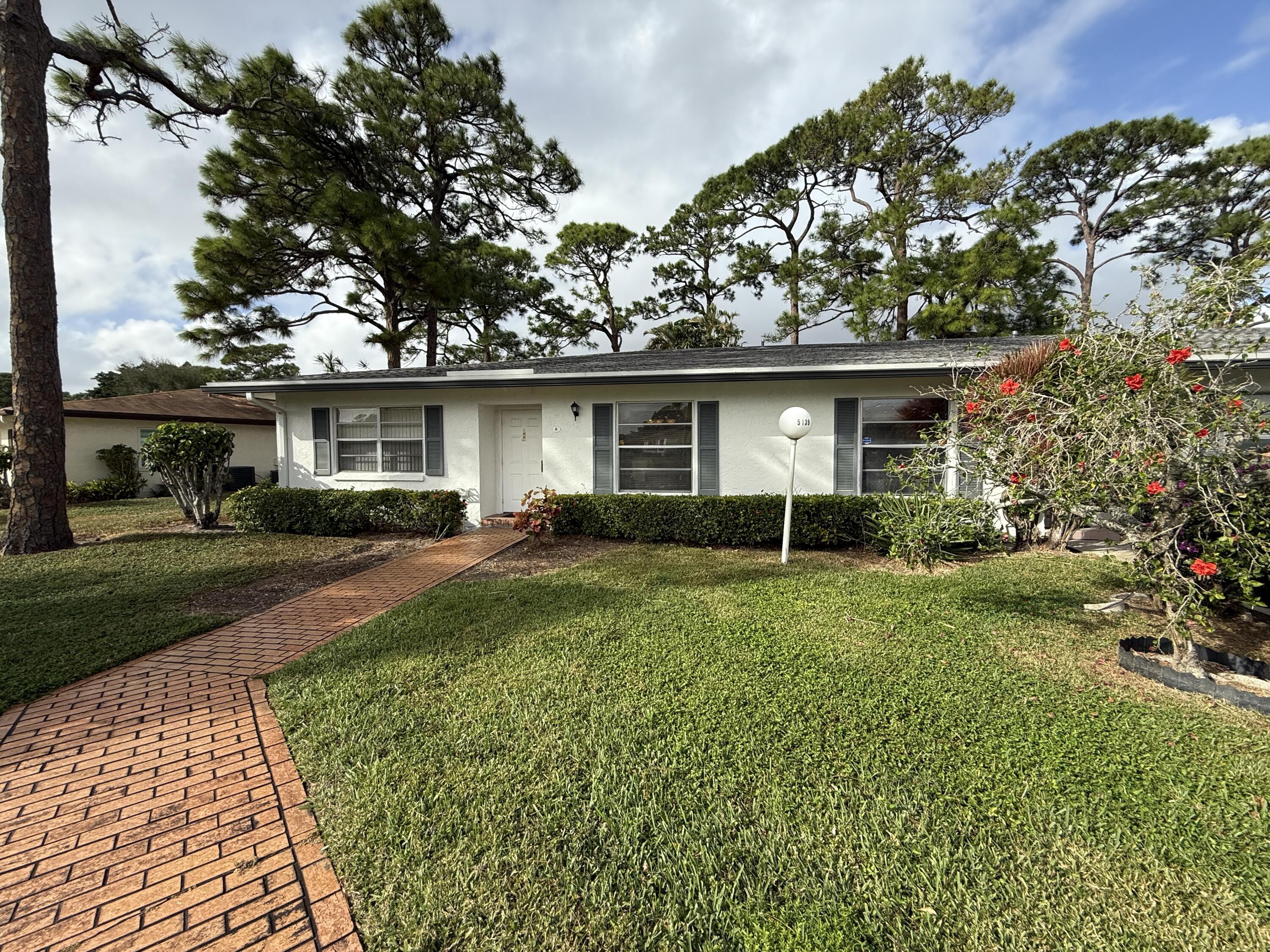 View details of listing 5139 Poppy Place A, Delray Beach, FL 33484 Delray Beach with MLS# 