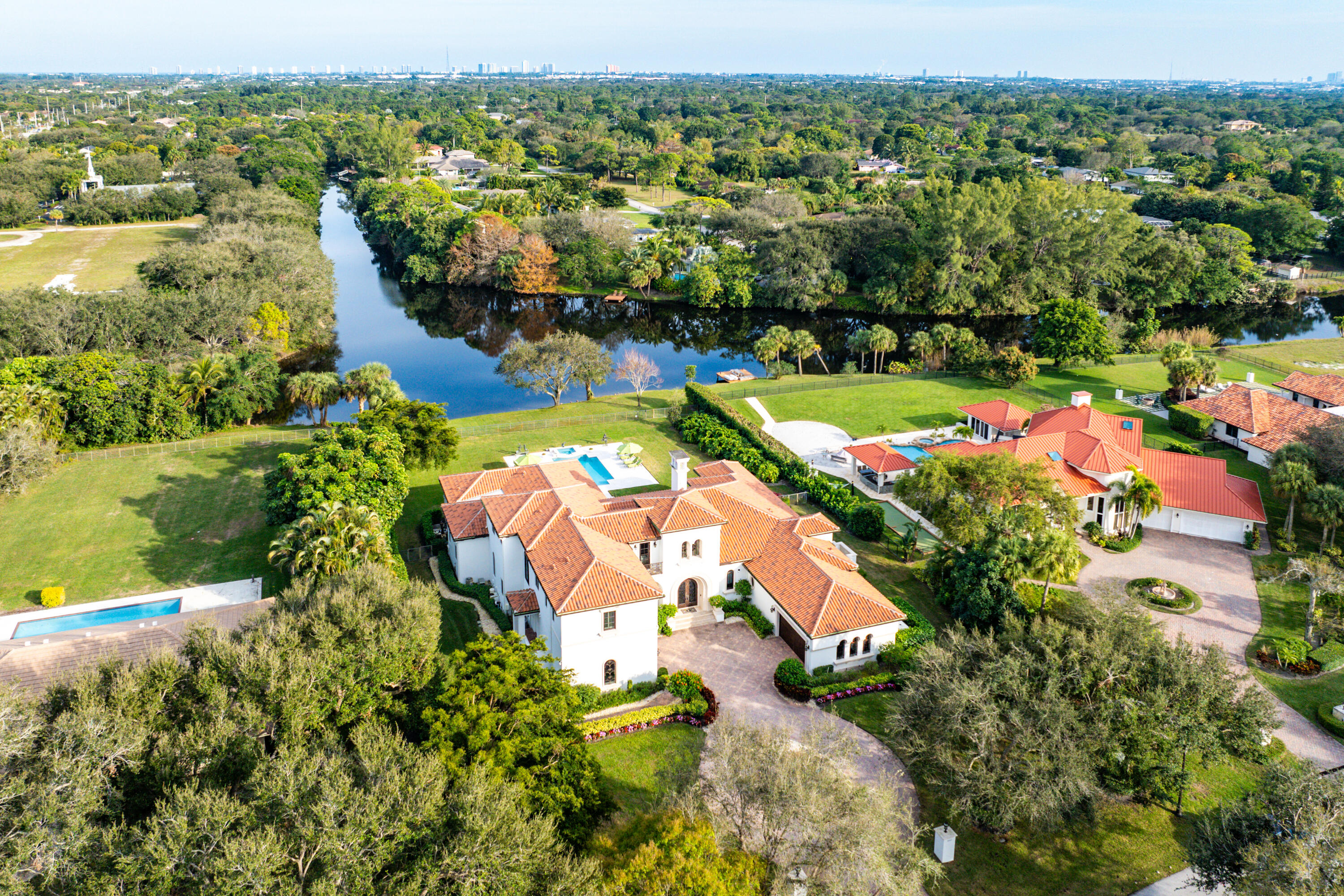 View details of listing 5603 Whirlaway Road, Palm Beach Gardens, FL 33418 Palm Beach Gardens with MLS# 