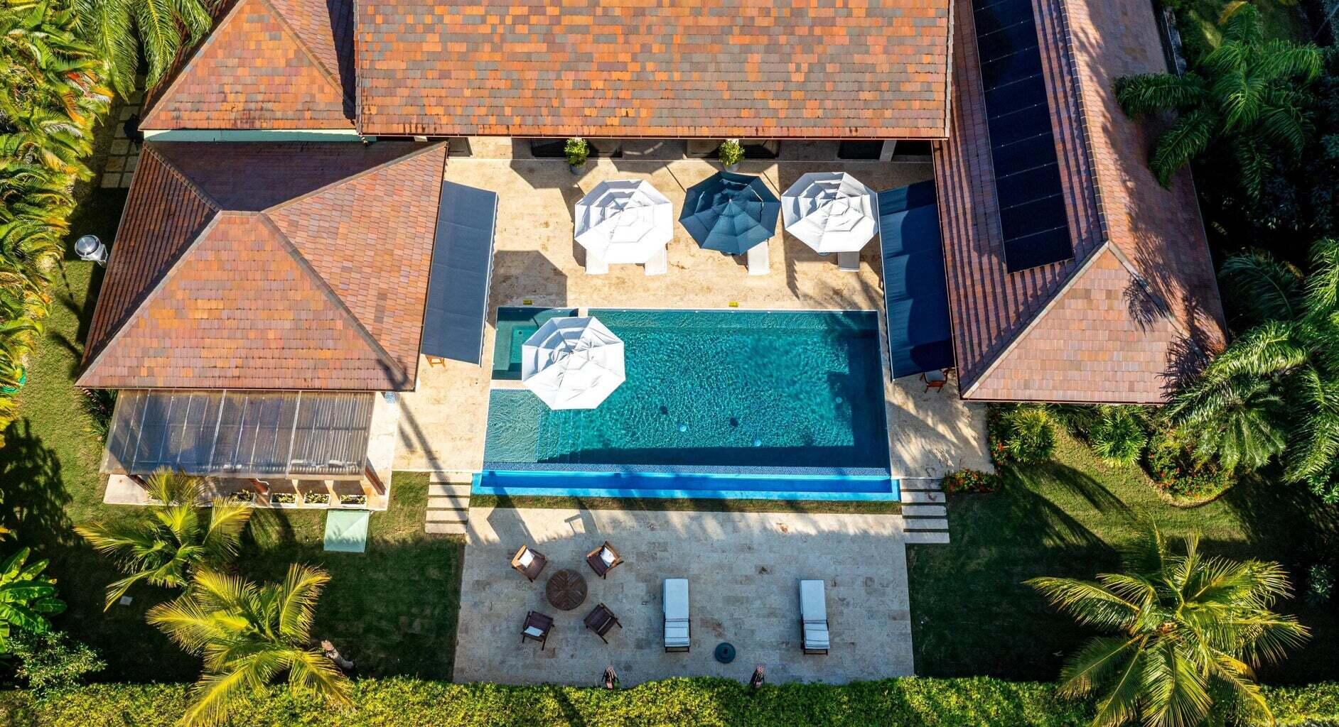 View details of listing 1 Los Mangos with MLS#