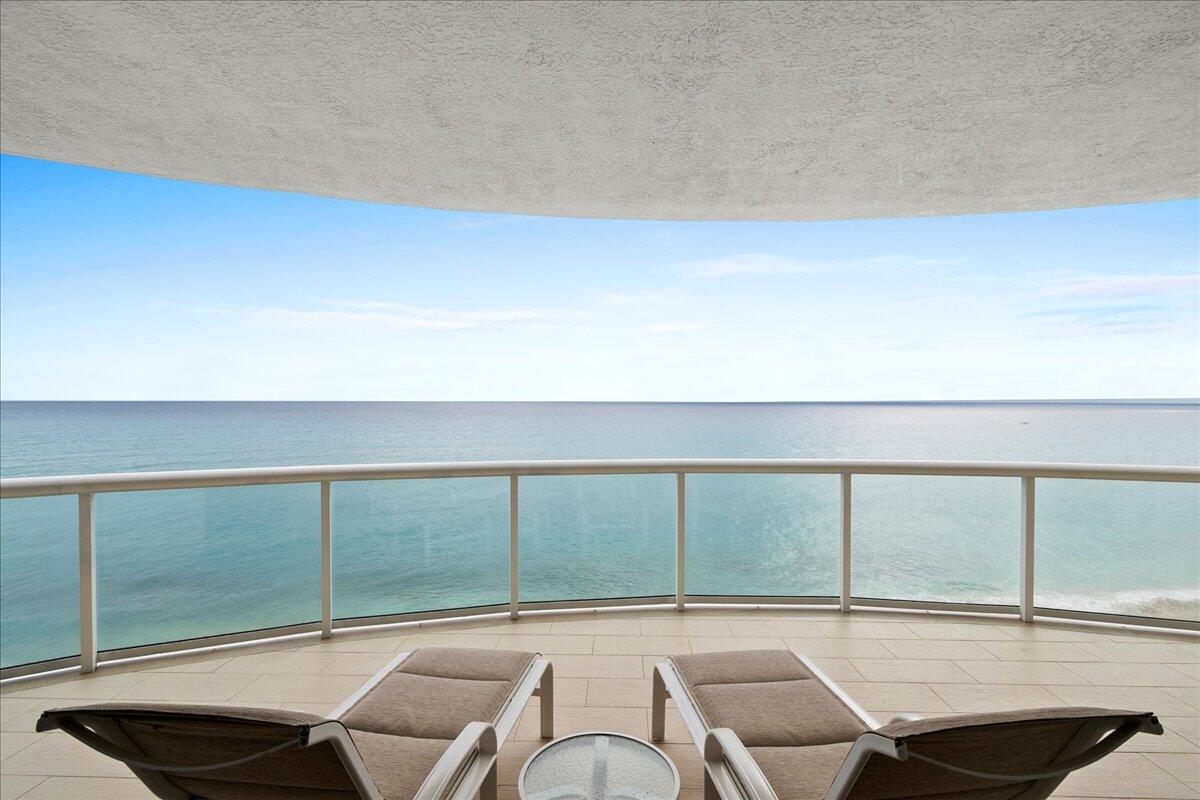View details of listing 4600 N Ocean Drive 701, Singer Island, FL 33404 Singer Island with MLS# 