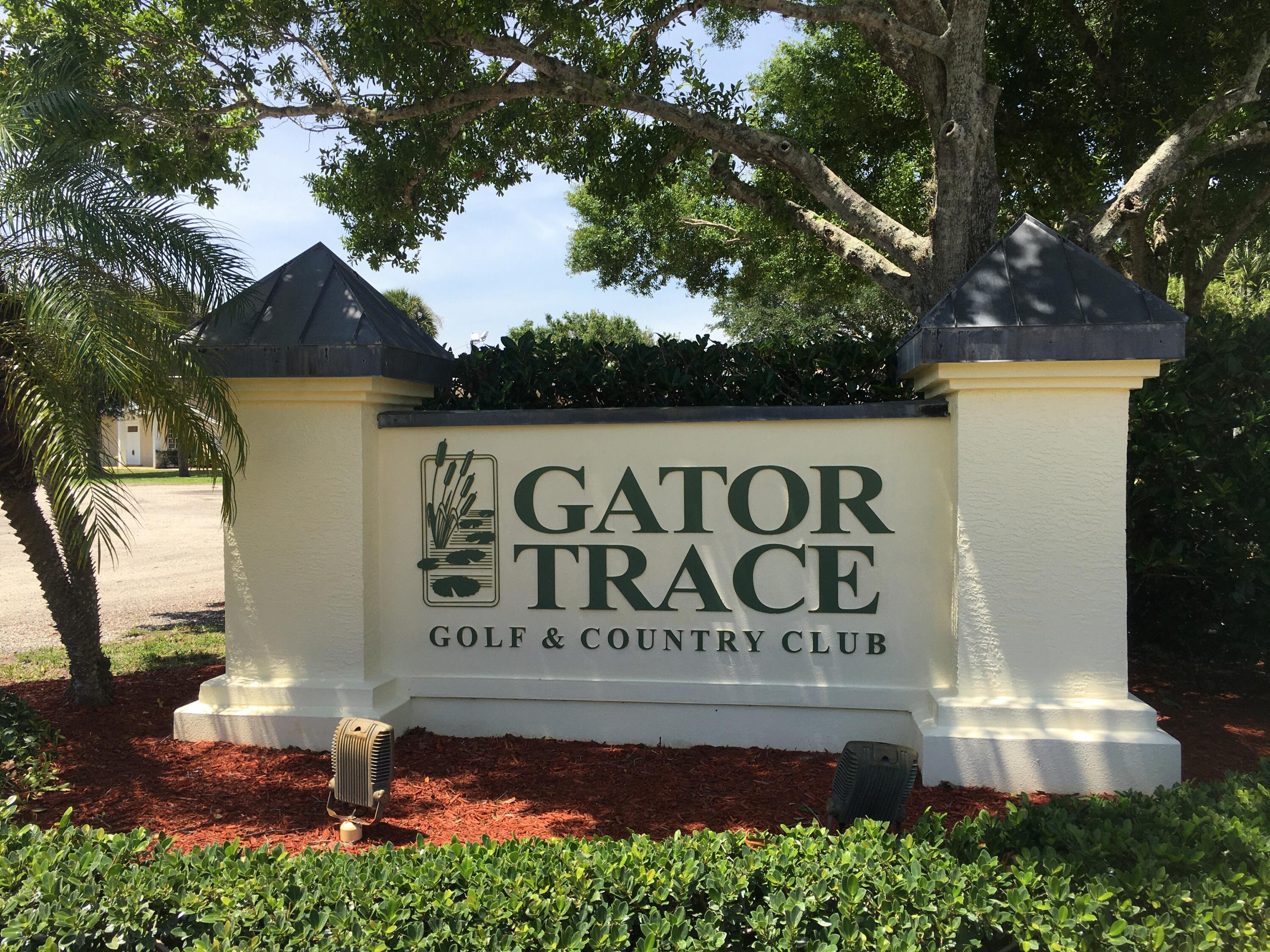 View details of listing 4310 Gator Trace Circle, Fort Pierce, FL 34982 Fort Pierce with MLS# 