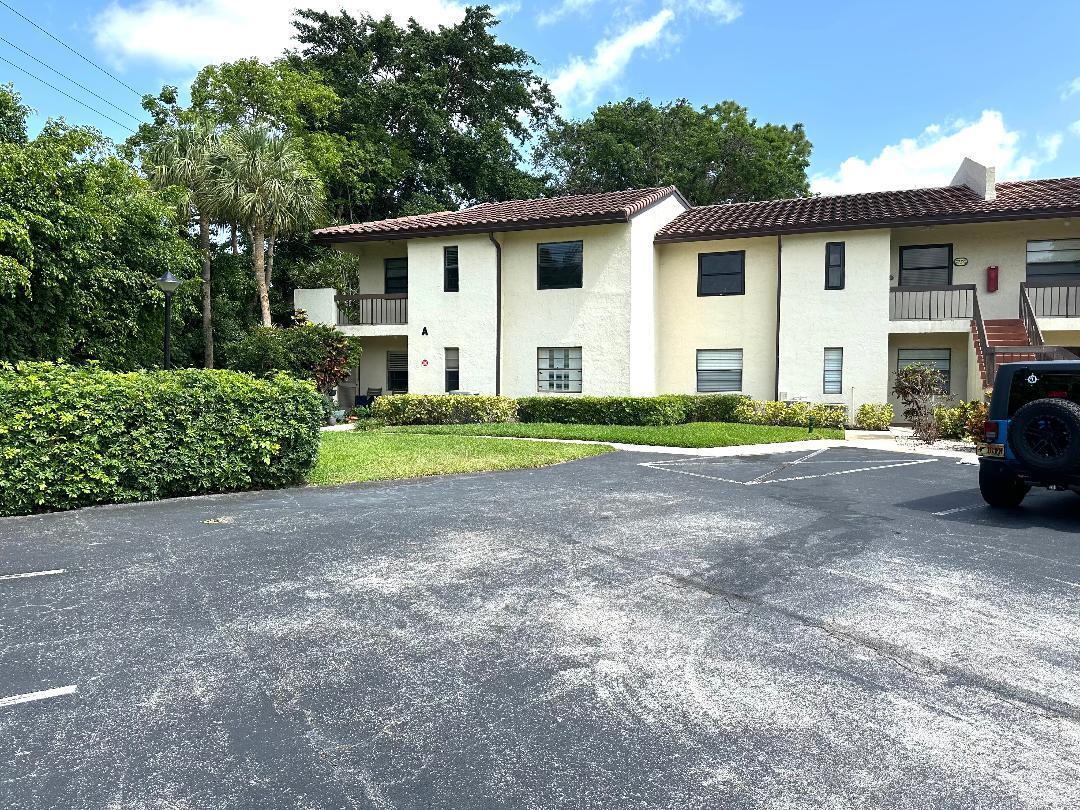 View details of listing 21848 Arriba Real A, Boca Raton, FL 33433 Boca Raton with MLS# 