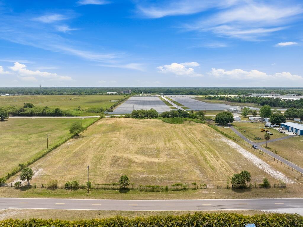 View details of listing 3274 NW 18th Street, Okeechobee, FL 34972 Okeechobee with MLS# 