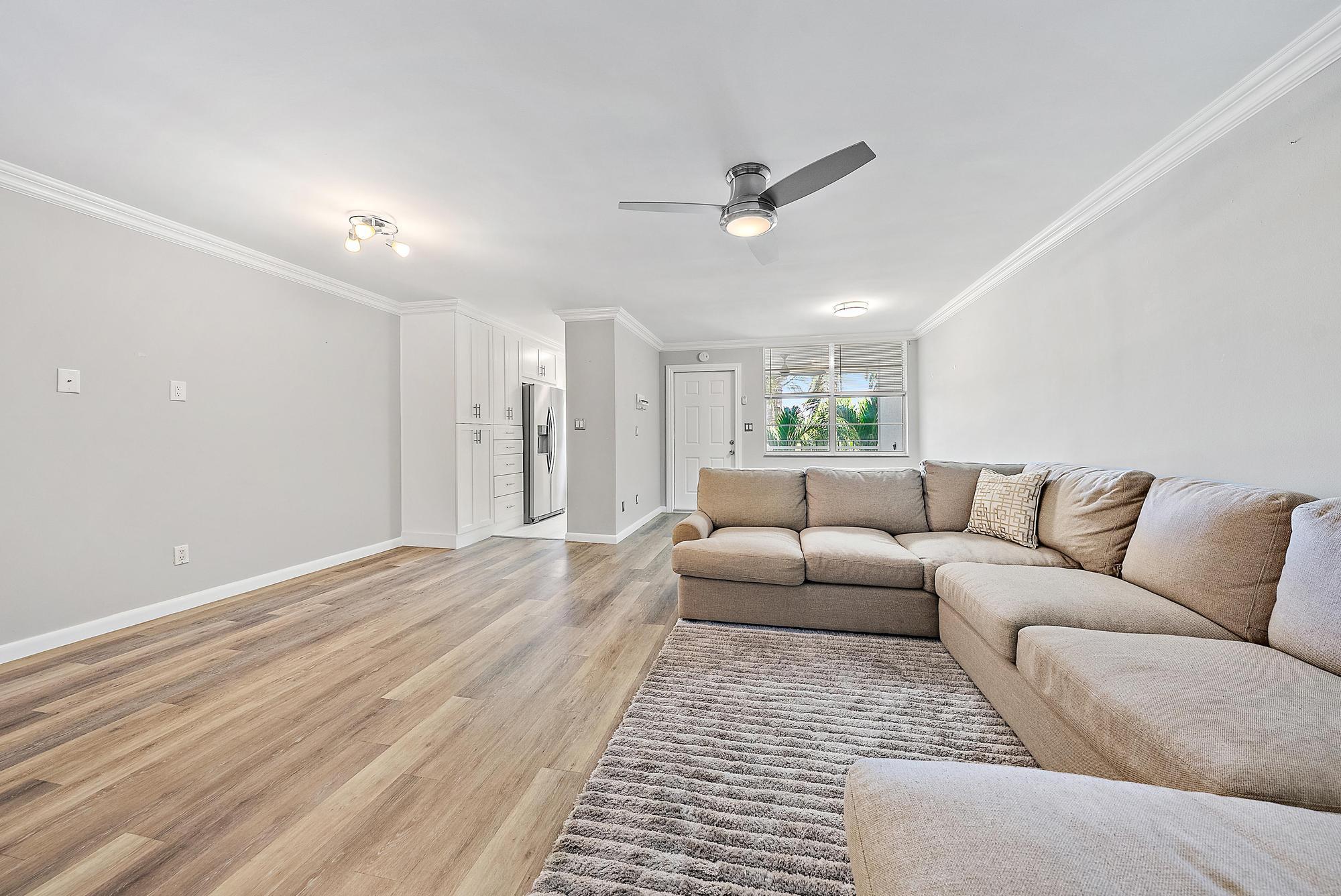 View details of listing 109 Paradise Harbour Boulevard 307, North Palm Beach, FL 33408 North Palm Beach with MLS# 