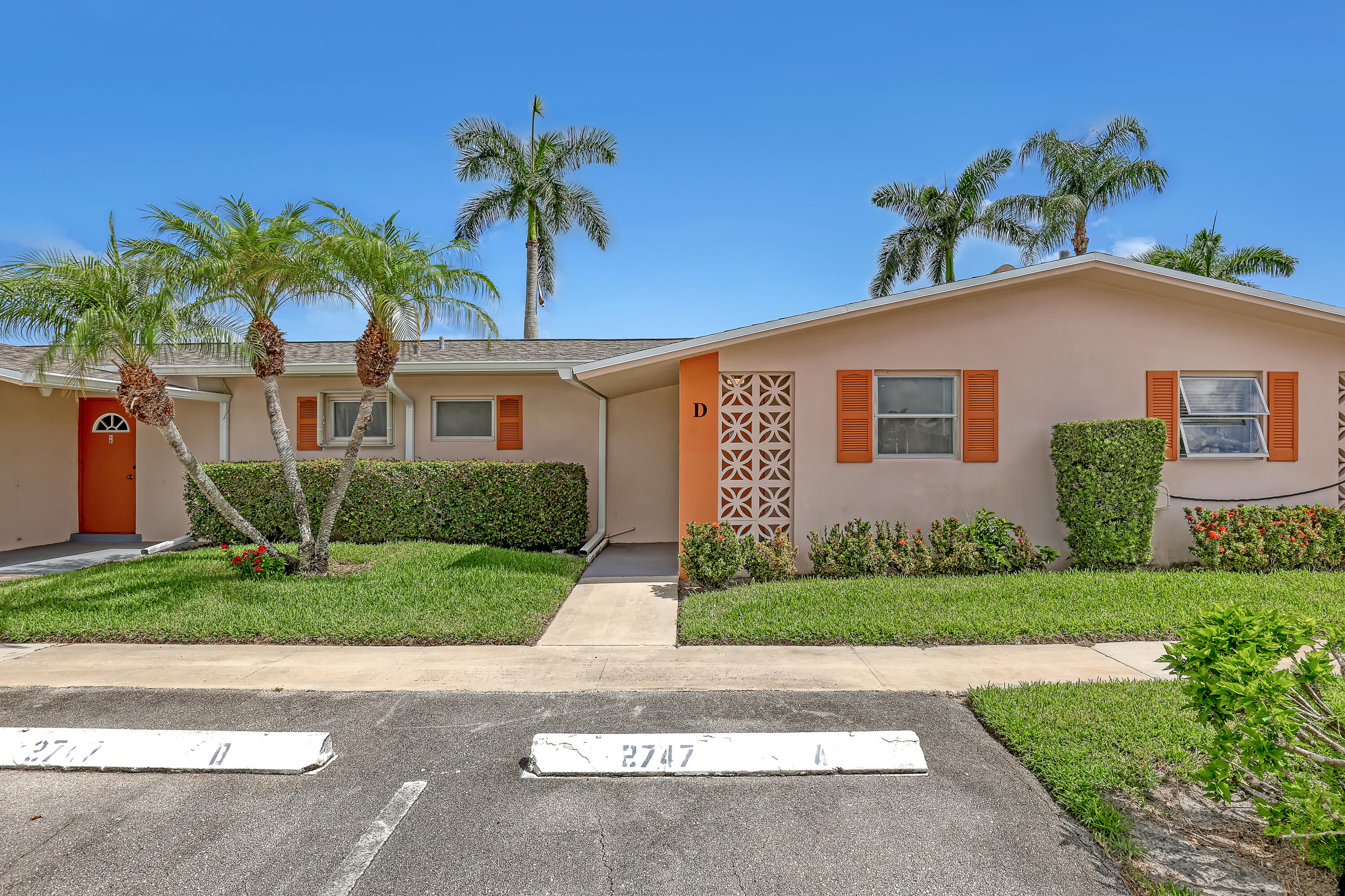 View details of listing 2747 Dudley Drive E D, West Palm Beach, FL 33415 West Palm Beach with MLS# 