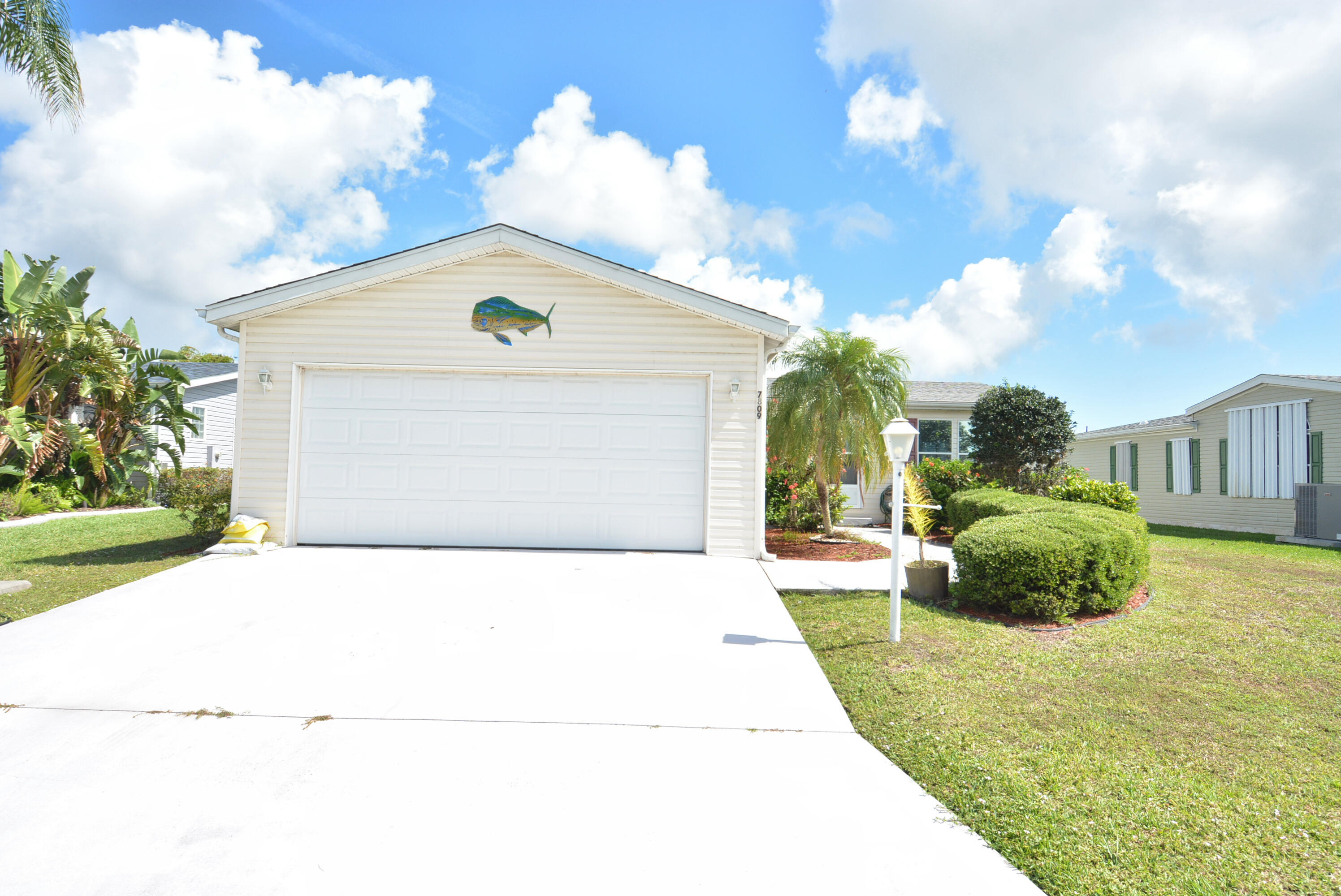 View details of listing 7809 Horned Lark Circle, Port St. Lucie, FL 34952 Port St. Lucie with MLS#