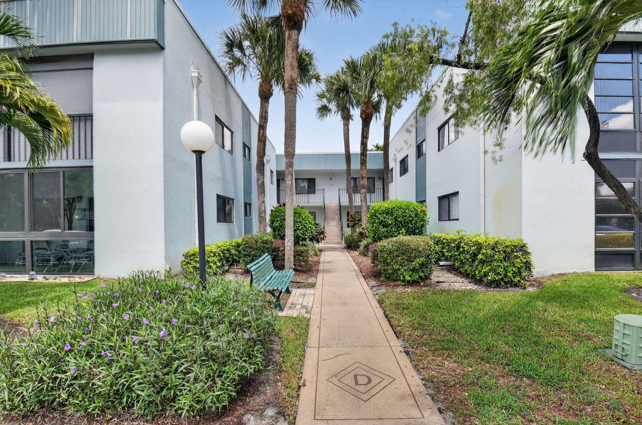 View details of listing 15072 Ashland Place 136, Delray Beach, FL 33484 Delray Beach with MLS#