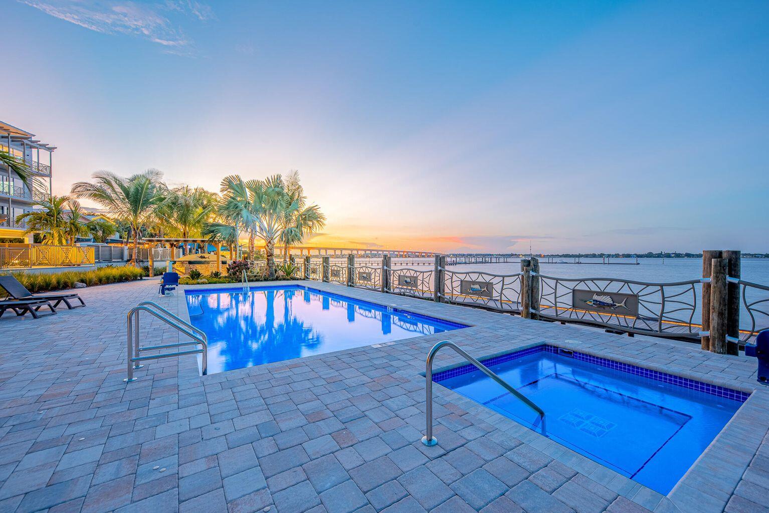 View details of listing 41 SW Seminole Street 410, Stuart, FL 34994 Stuart with MLS#
