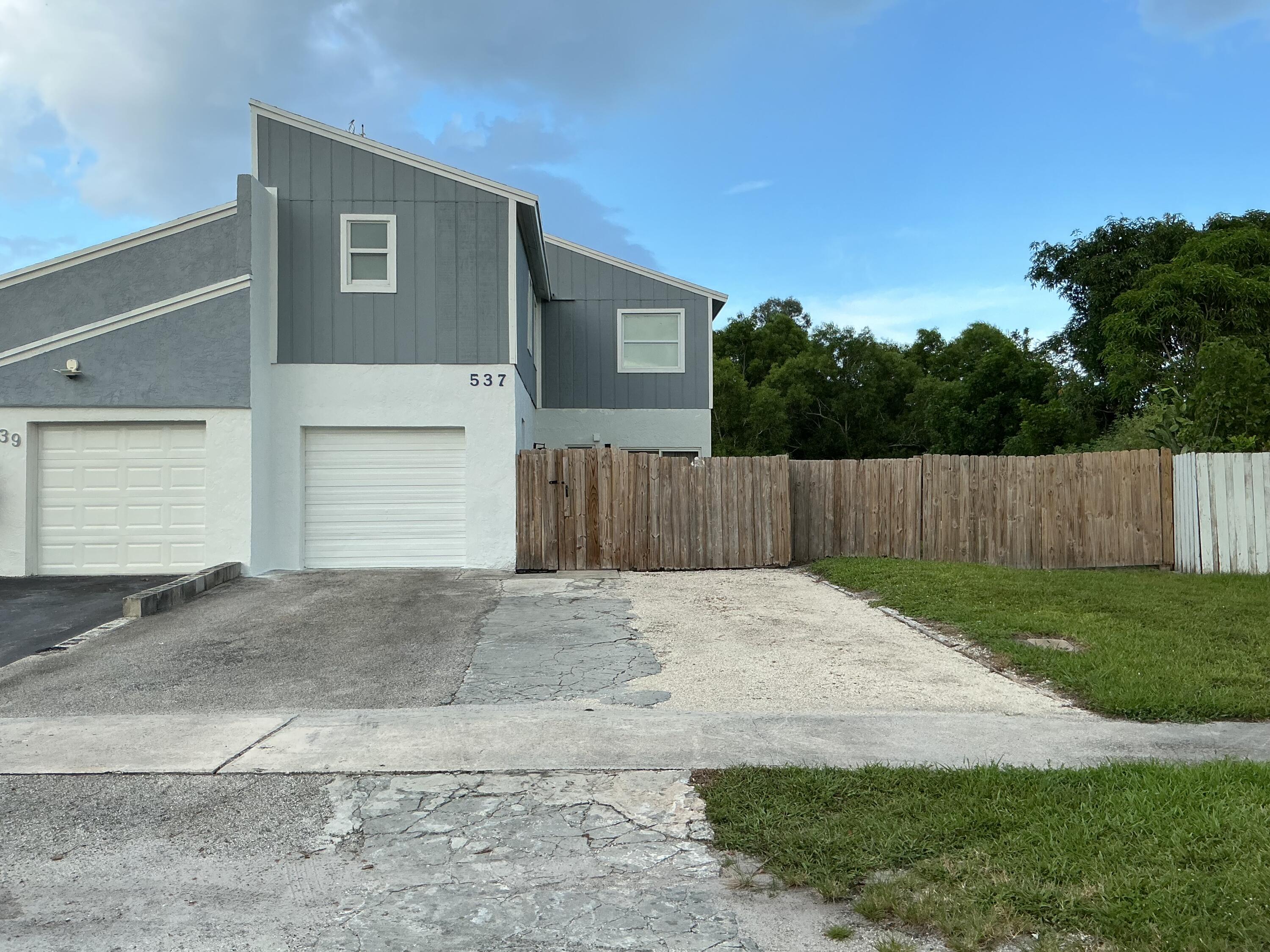 Listing  537 NW 51st Avenue W, Delray Beach, FL 33445, Delray Beach, FL 33445