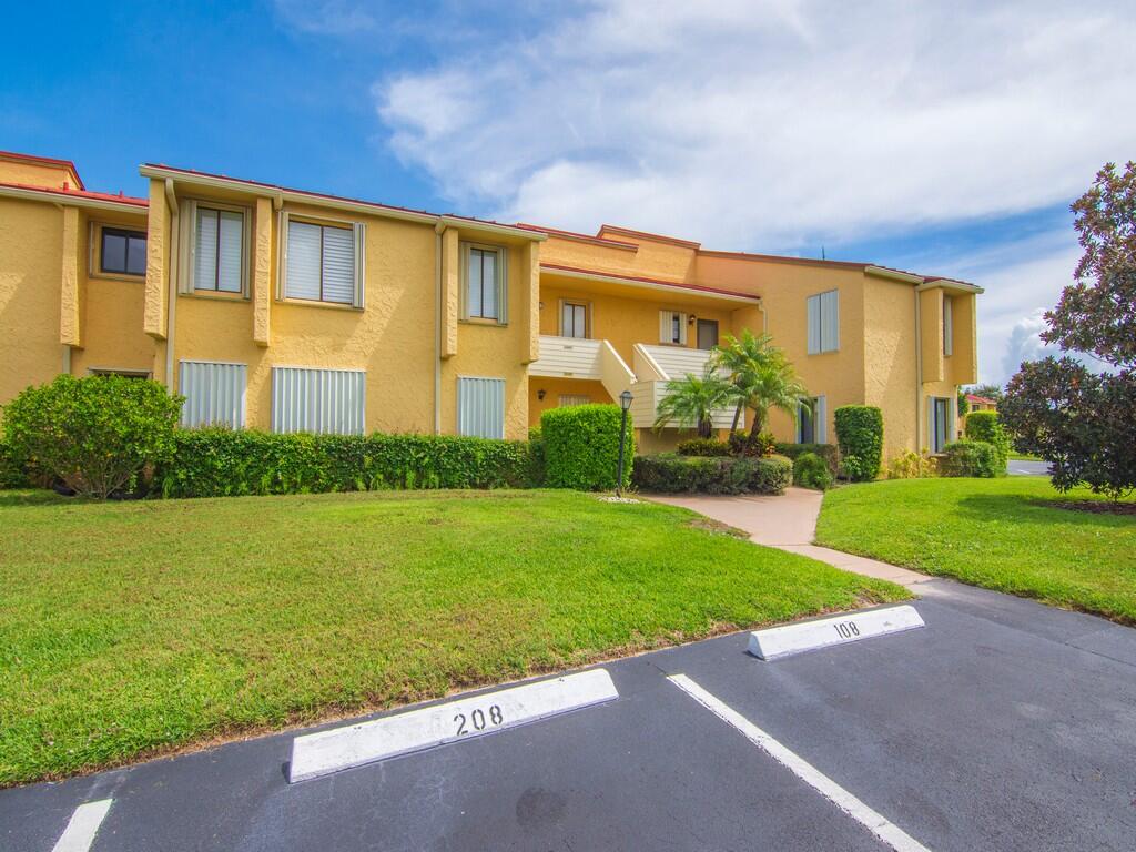 View details of listing 5373 SE Miles Grant Road 208, Stuart, FL 34997 Stuart with MLS#