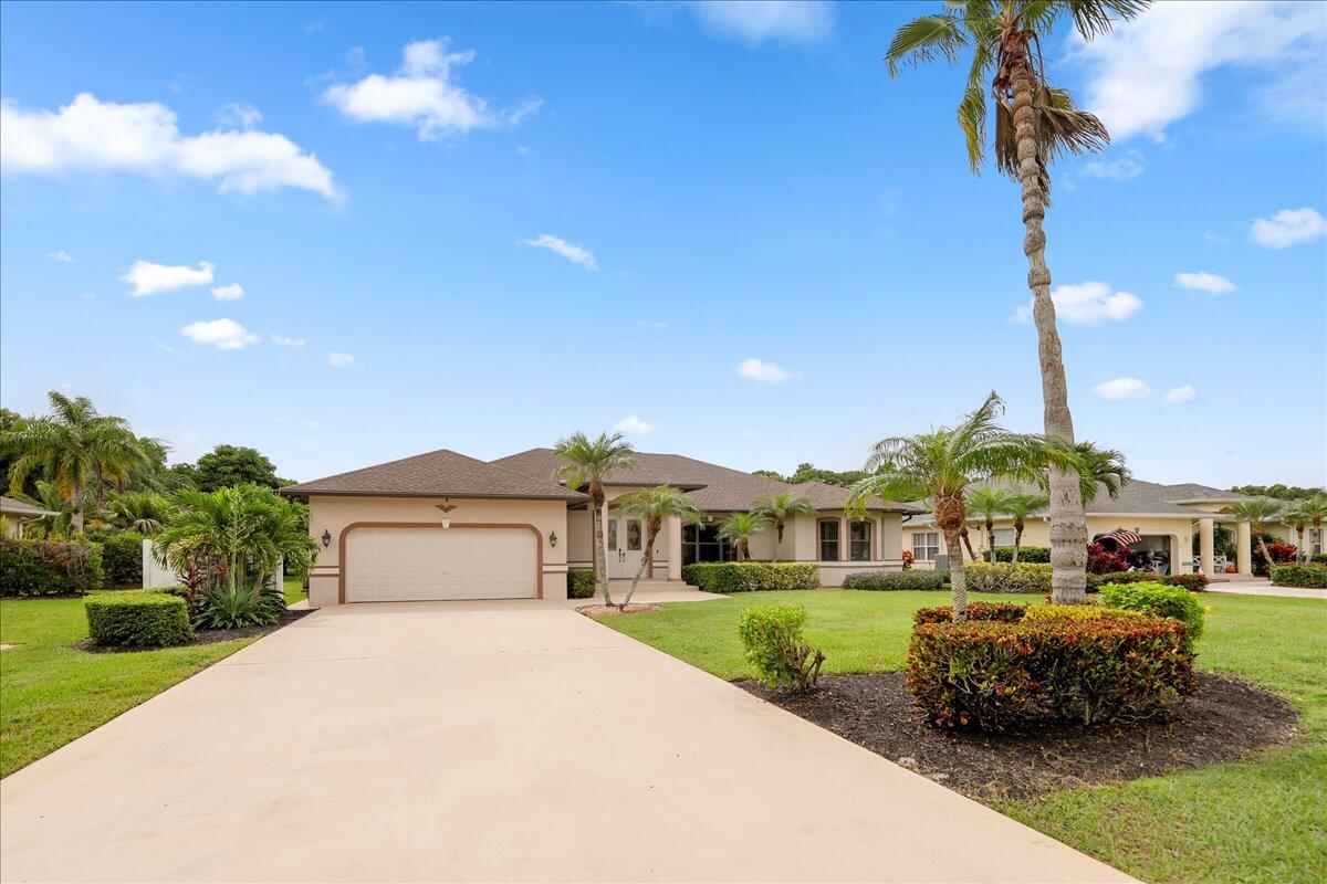 View details of listing 174 SE Osprey Ridge, Port St. Lucie, FL 34984 Port St. Lucie with MLS#