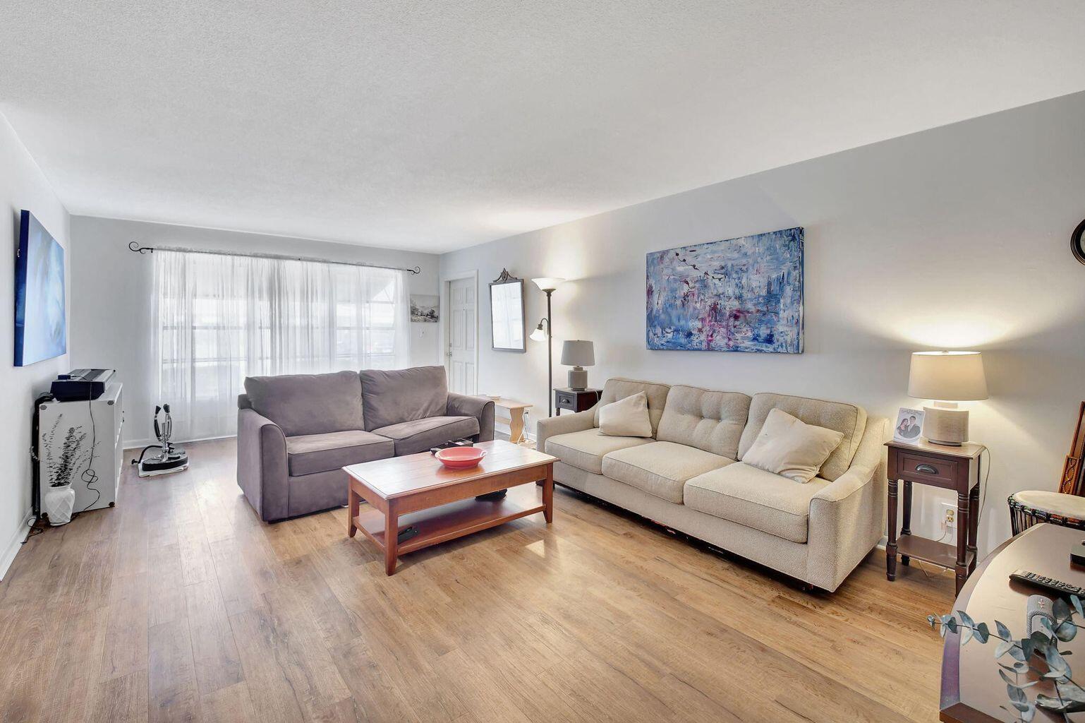 View details of listing 170 High Point Terrace E Apt B, Delray Beach, FL 33445 Delray Beach with MLS#