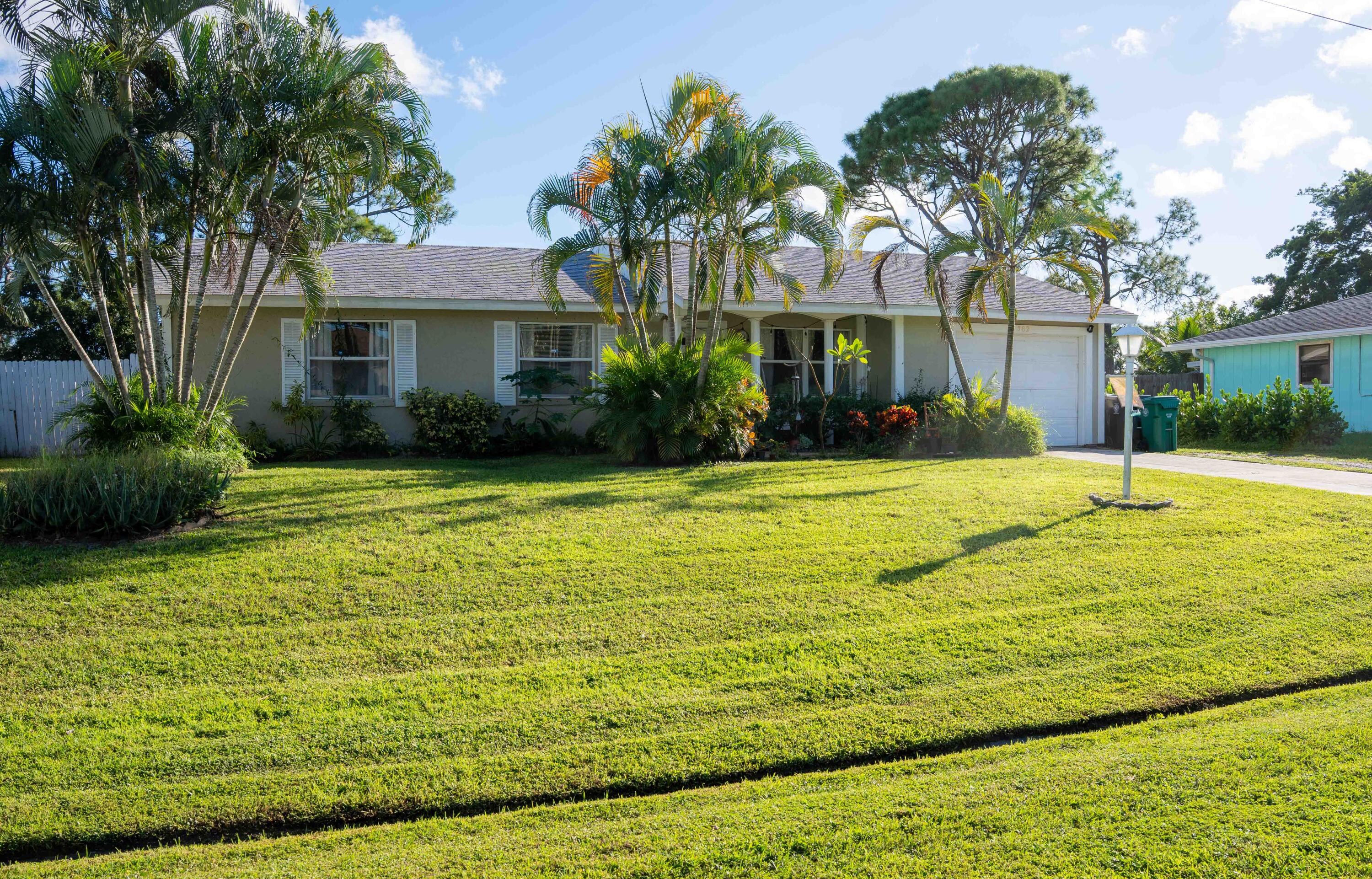View details of listing 382 SE Evans Avenue, Port St. Lucie, FL 34984 Port St. Lucie with MLS#