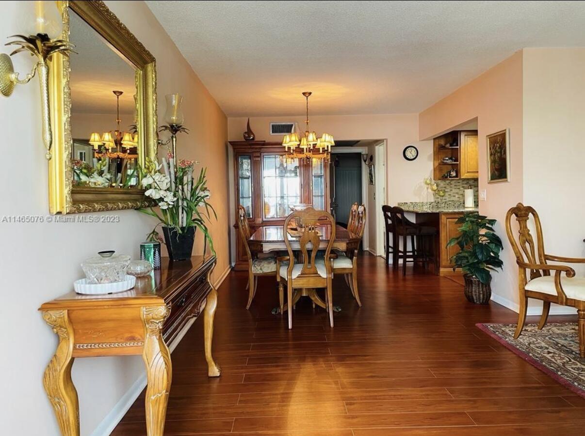 View details of listing 308 Wellington D, West Palm Beach, FL 33417 West Palm Beach with MLS#