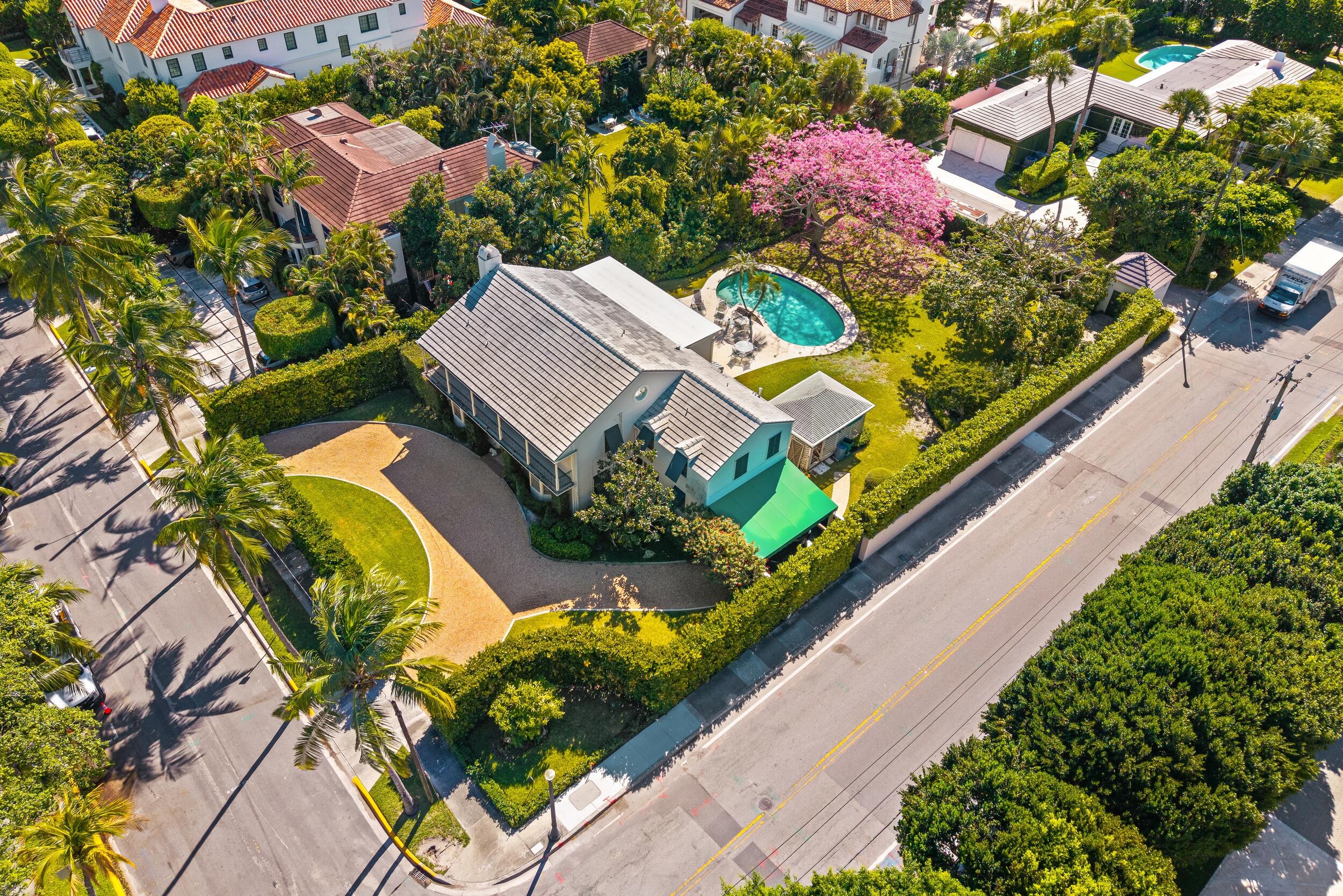 View details of listing 334 Barton Avenue, Palm Beach, FL 33480 Palm Beach with MLS#