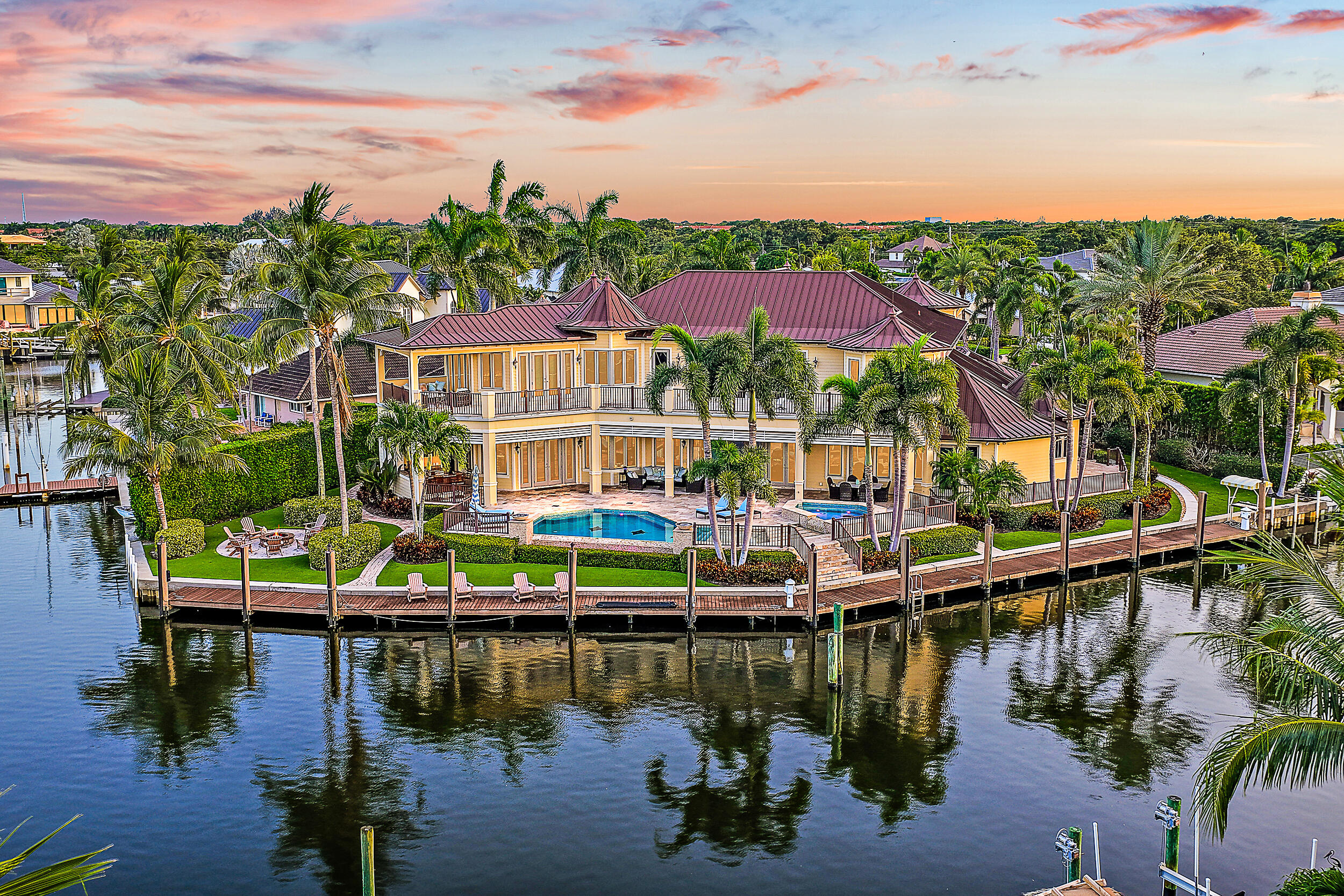 View details of listing 2365 Azure Circle, Palm Beach Gardens, FL 33410 Palm Beach Gardens with MLS#