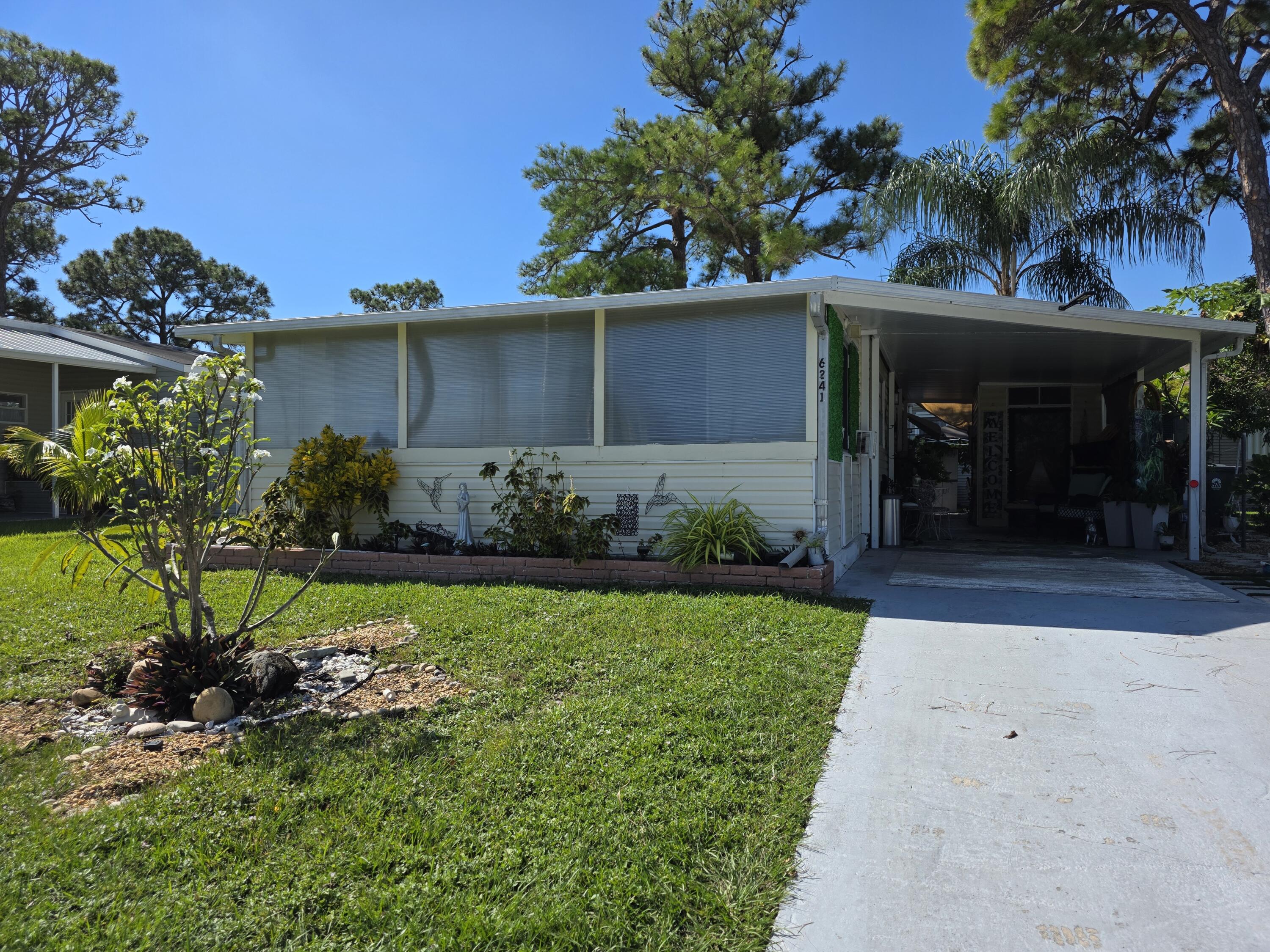 View details of listing 6241 Elm Lane, Lantana, FL 33462 Lantana with MLS#