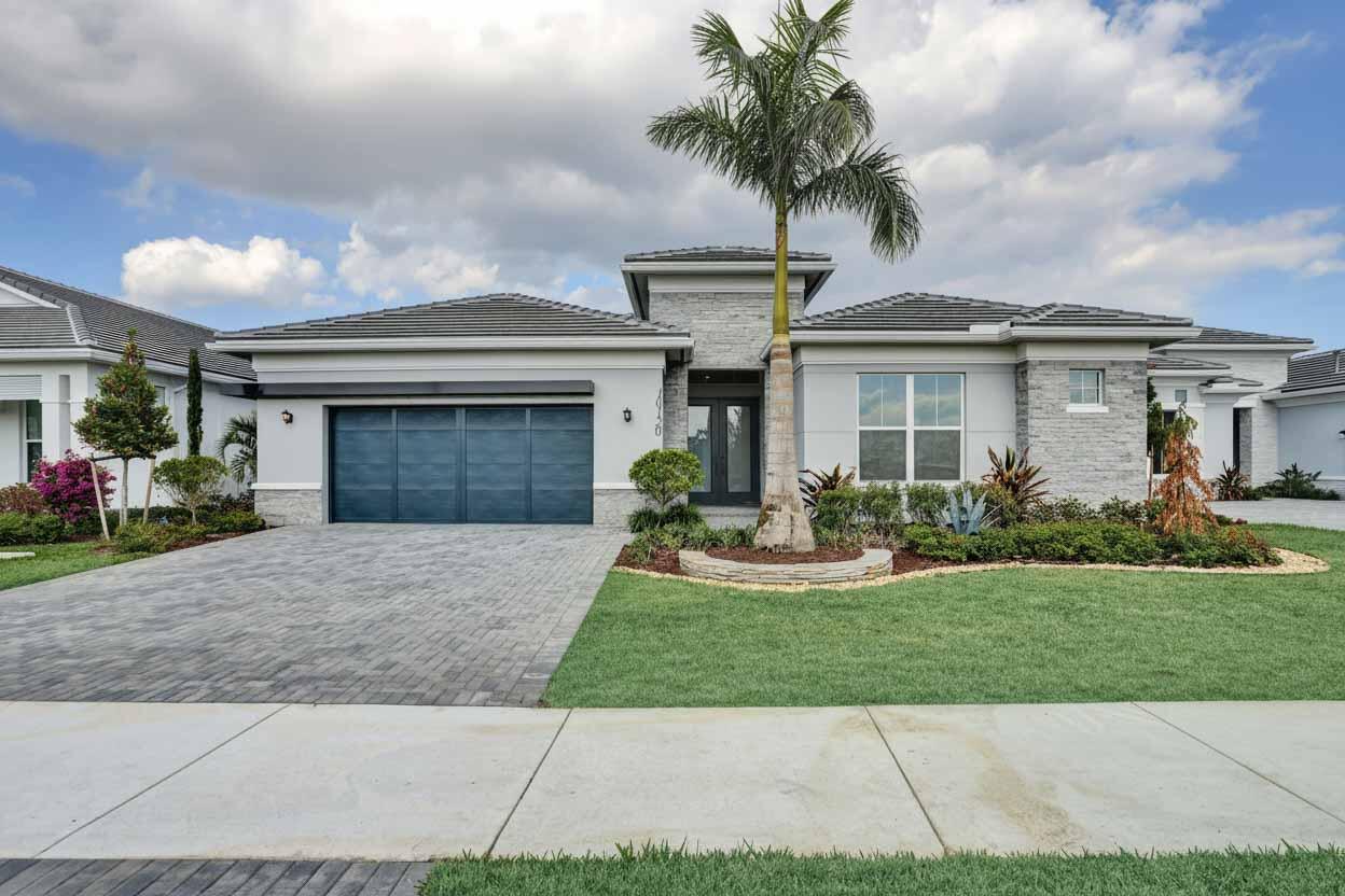 View details of listing 10120 Timber Creek Way, Palm Beach Gardens, FL 33412 Palm Beach Gardens with MLS# 