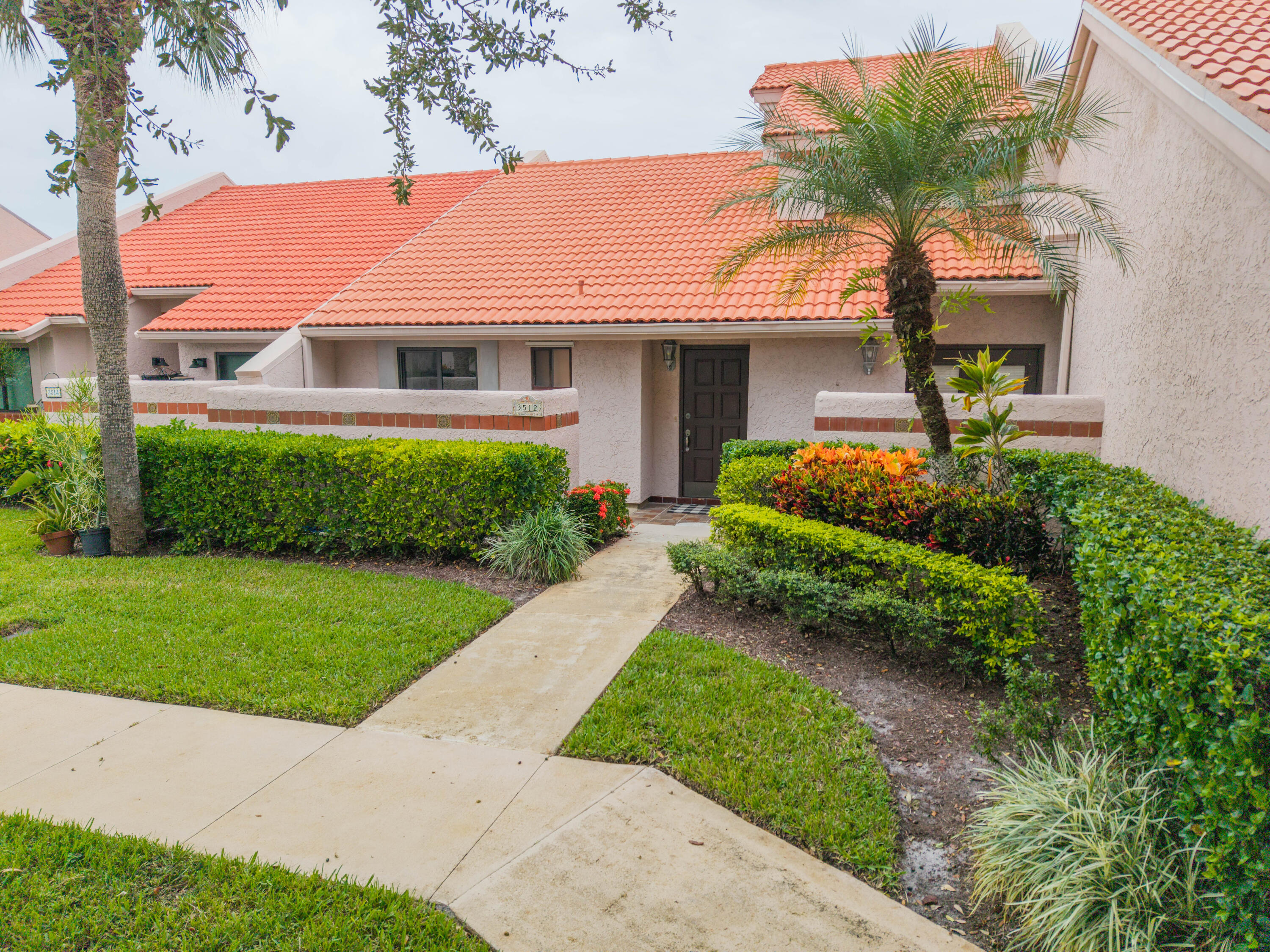 View details of listing 3512 SE Sandpiper Circle, Port St. Lucie, FL 34952 Port St. Lucie with MLS#