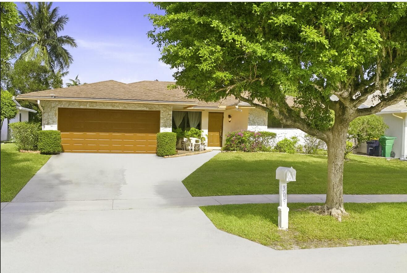 View details of listing 309 SE 4th Street, Dania Beach, FL 33004 Dania Beach with MLS#