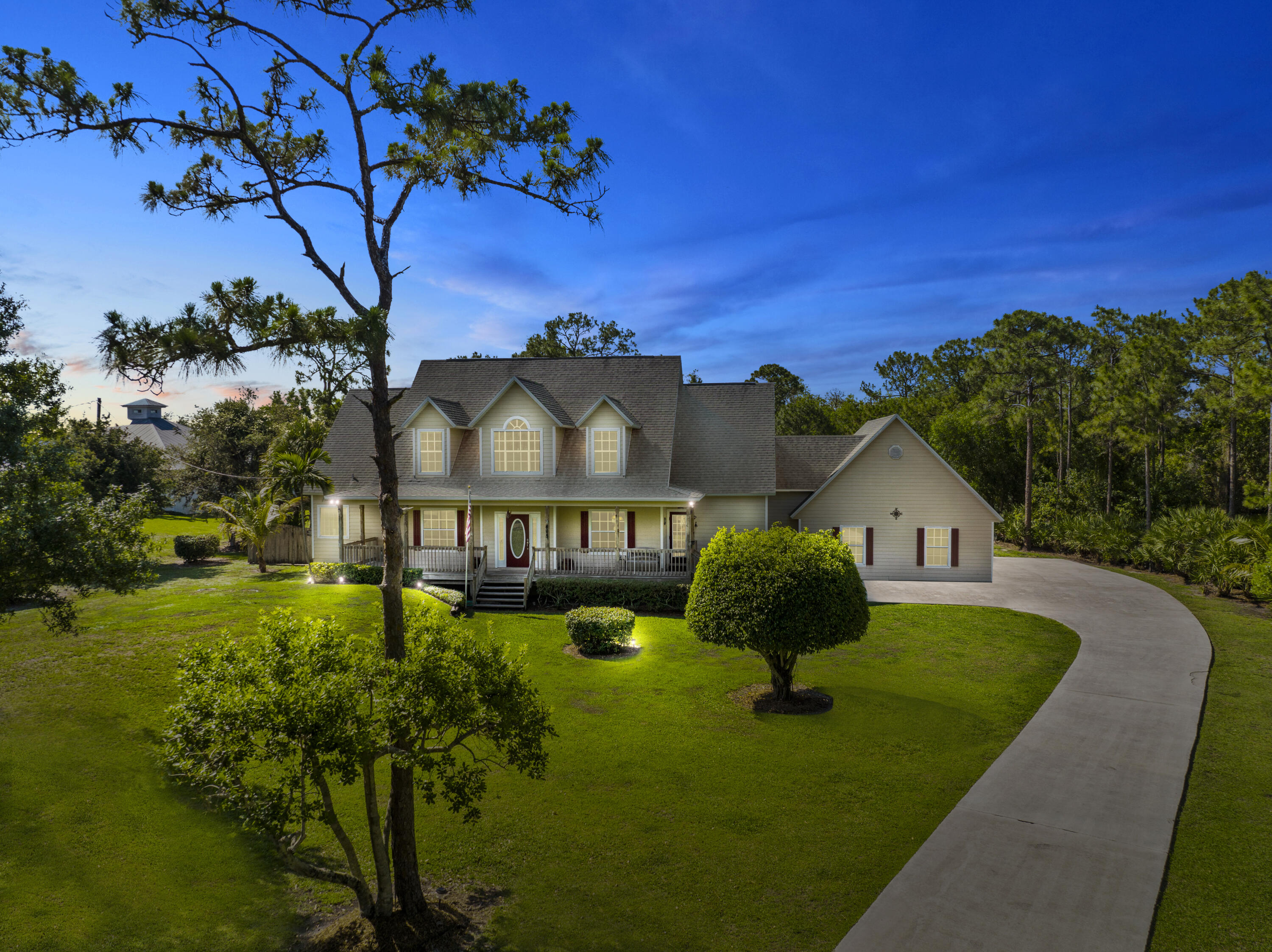 View details of listing 405 SE Salerno Road, Stuart, FL 34997 Stuart with MLS#