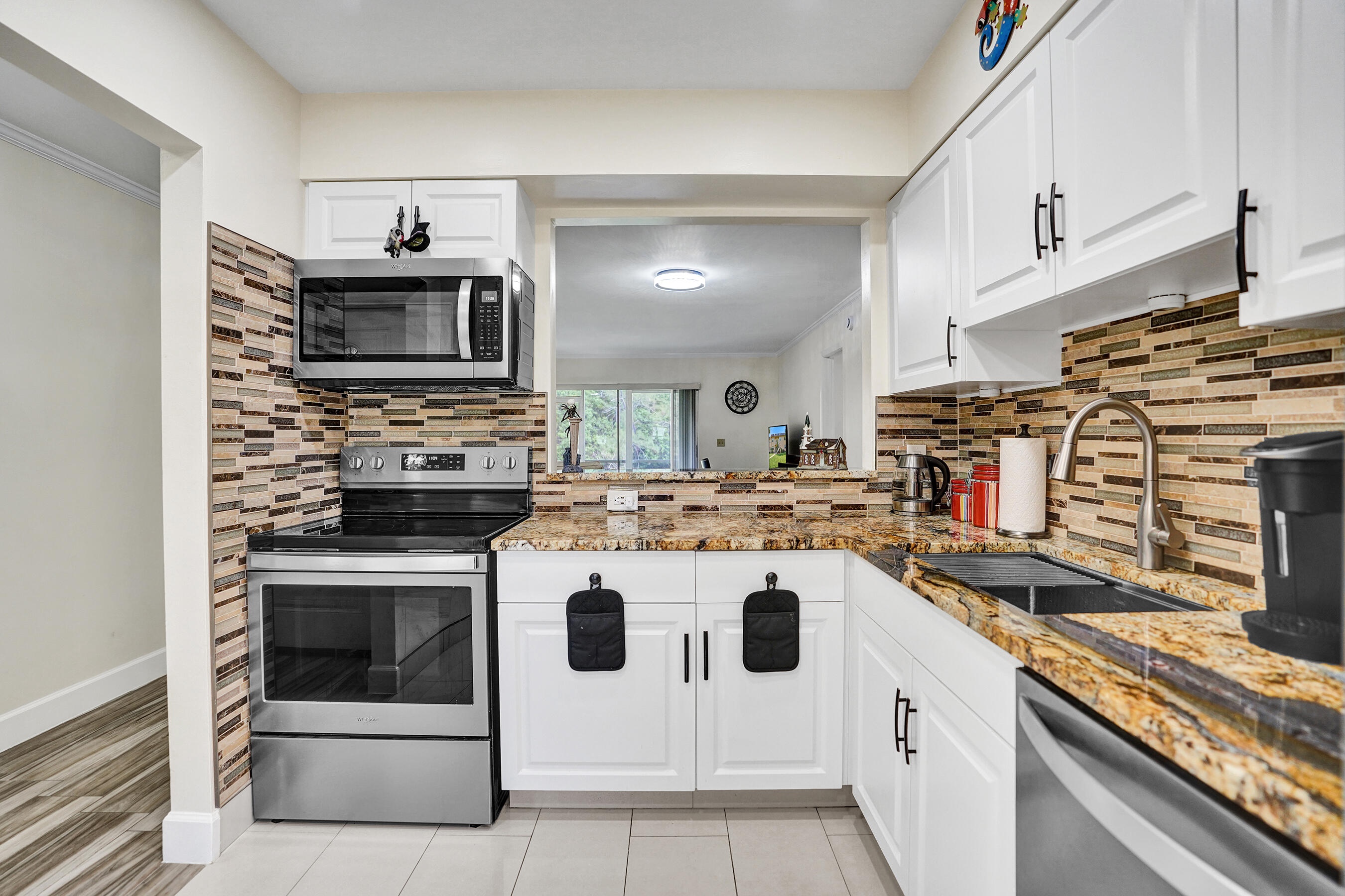 View details of listing 140 Lake Meryl Drive 140, West Palm Beach, FL 33411 West Palm Beach with MLS# 