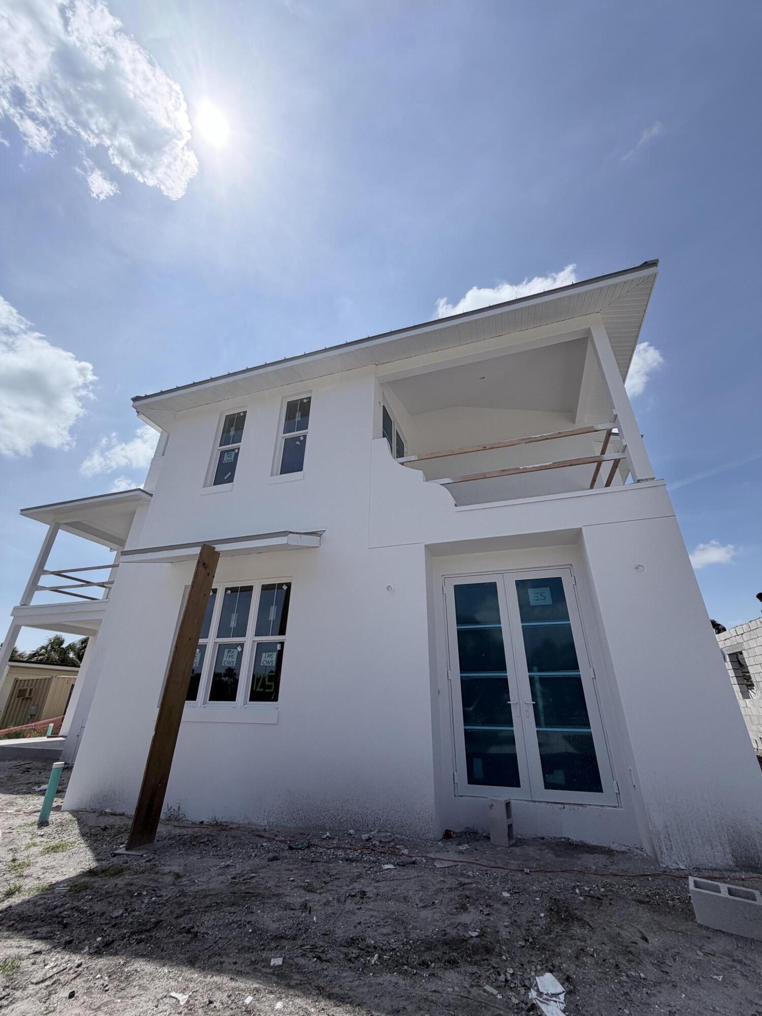 View details of listing 145 Kings Lane, Fort Pierce, FL 34950 Fort Pierce with MLS# 