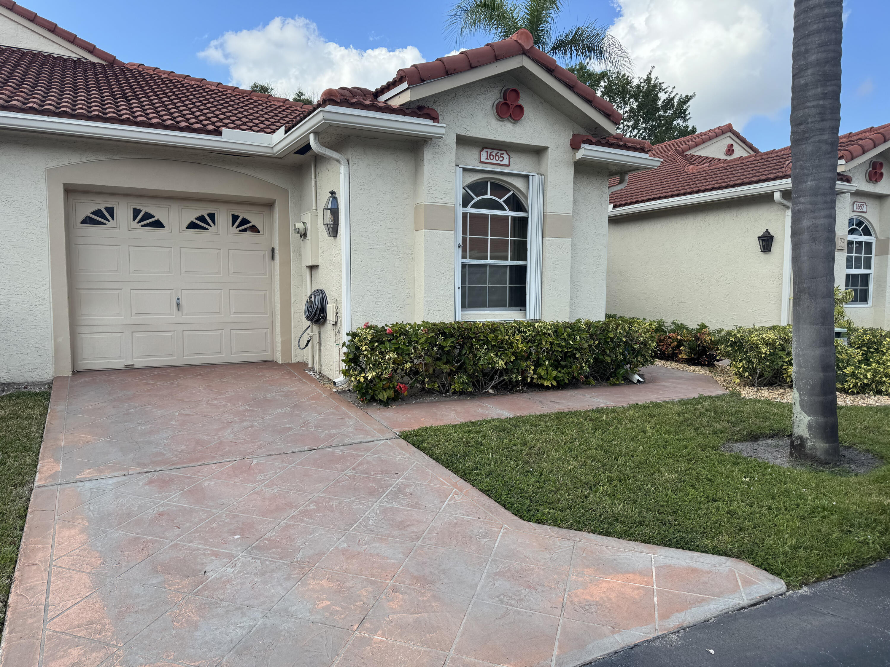 View details of listing 1665 Wood Fern Drive, Boynton Beach, FL 33436 Boynton Beach with MLS# 