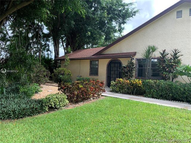 View details of listing 23277 Barlake Drive, Boca Raton, FL 33433 Boca Raton with MLS#
