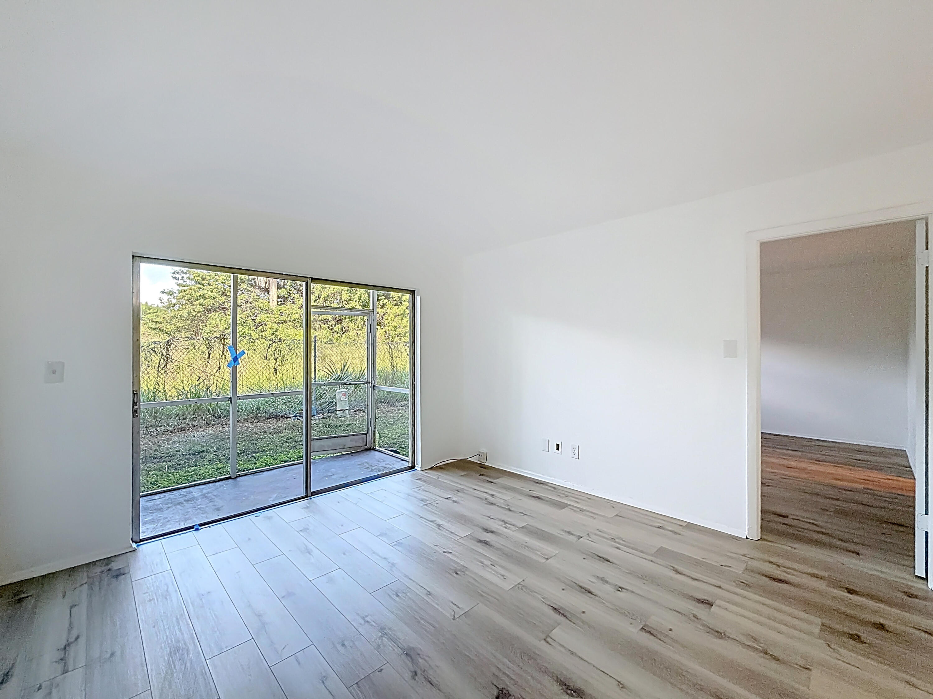 View details of listing 961 NW 45th Street 3, Deerfield Beach, FL 33064 Deerfield Beach with MLS#