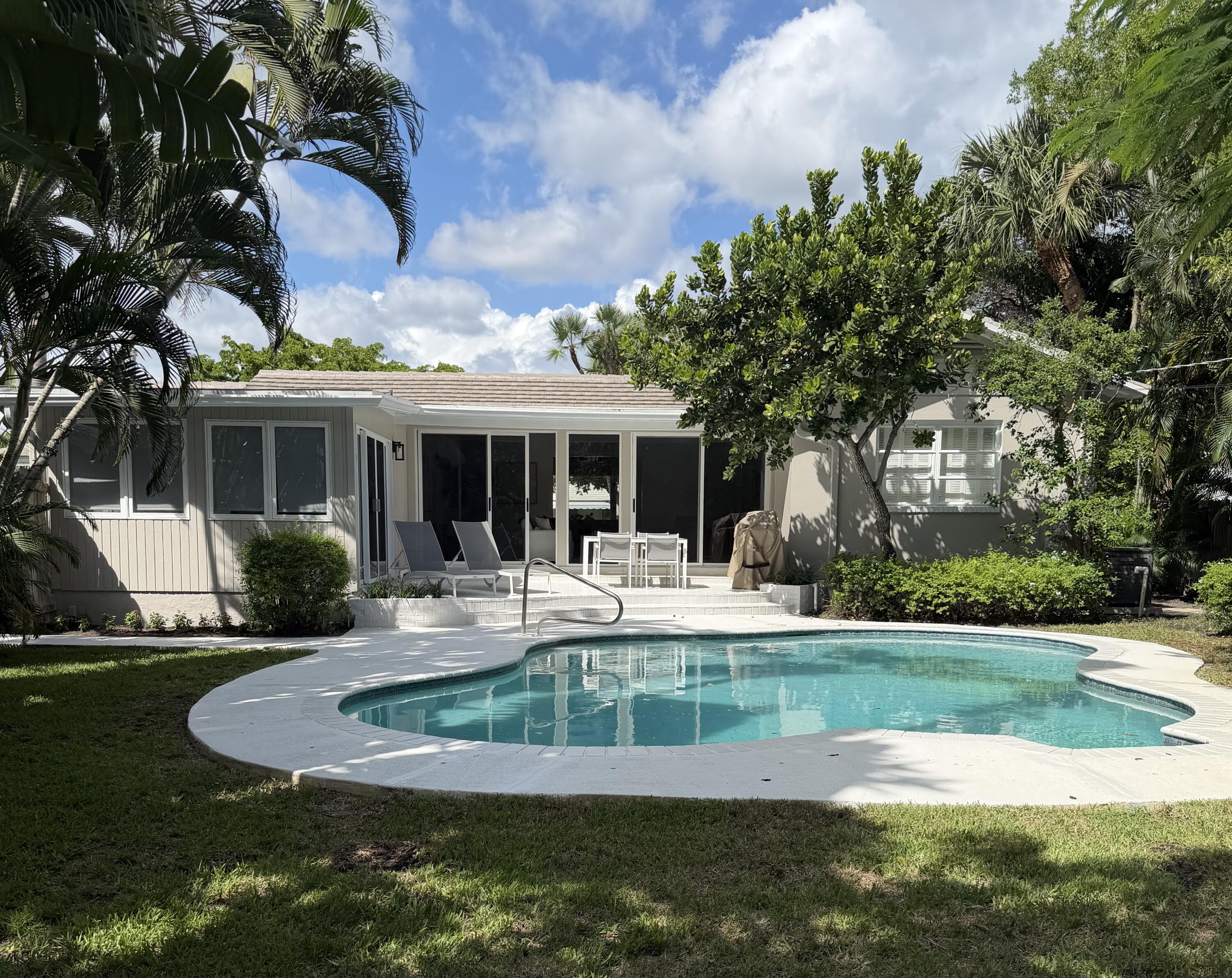 Listing  210 Miramar Way, West Palm Beach, FL 33405, West Palm Beach, FL 33405