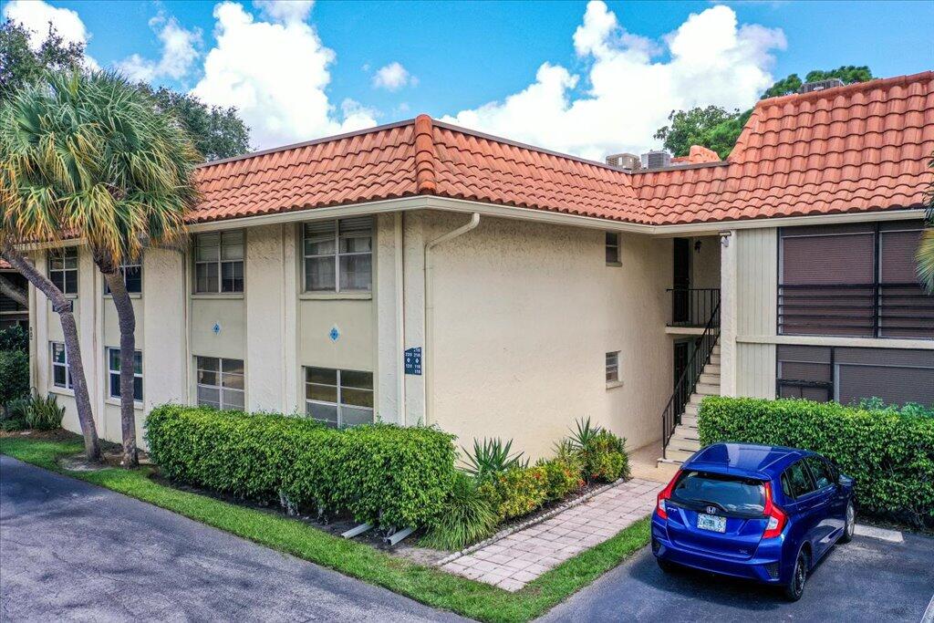 View details of listing 1124 NW 13th Street 120a, Boca Raton, FL 33486 Boca Raton with MLS#