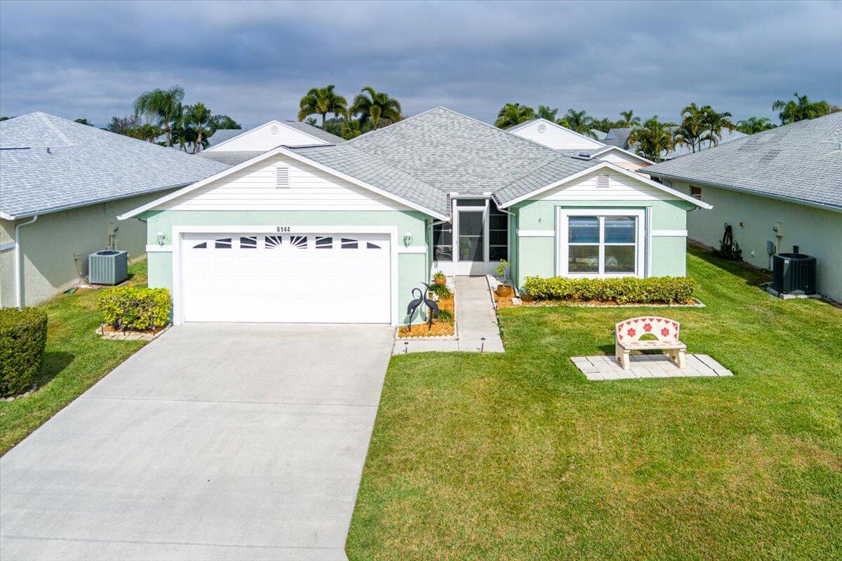 View details of listing 6144 Alexandria Circle, Fort Pierce, FL 34982 Fort Pierce with MLS#
