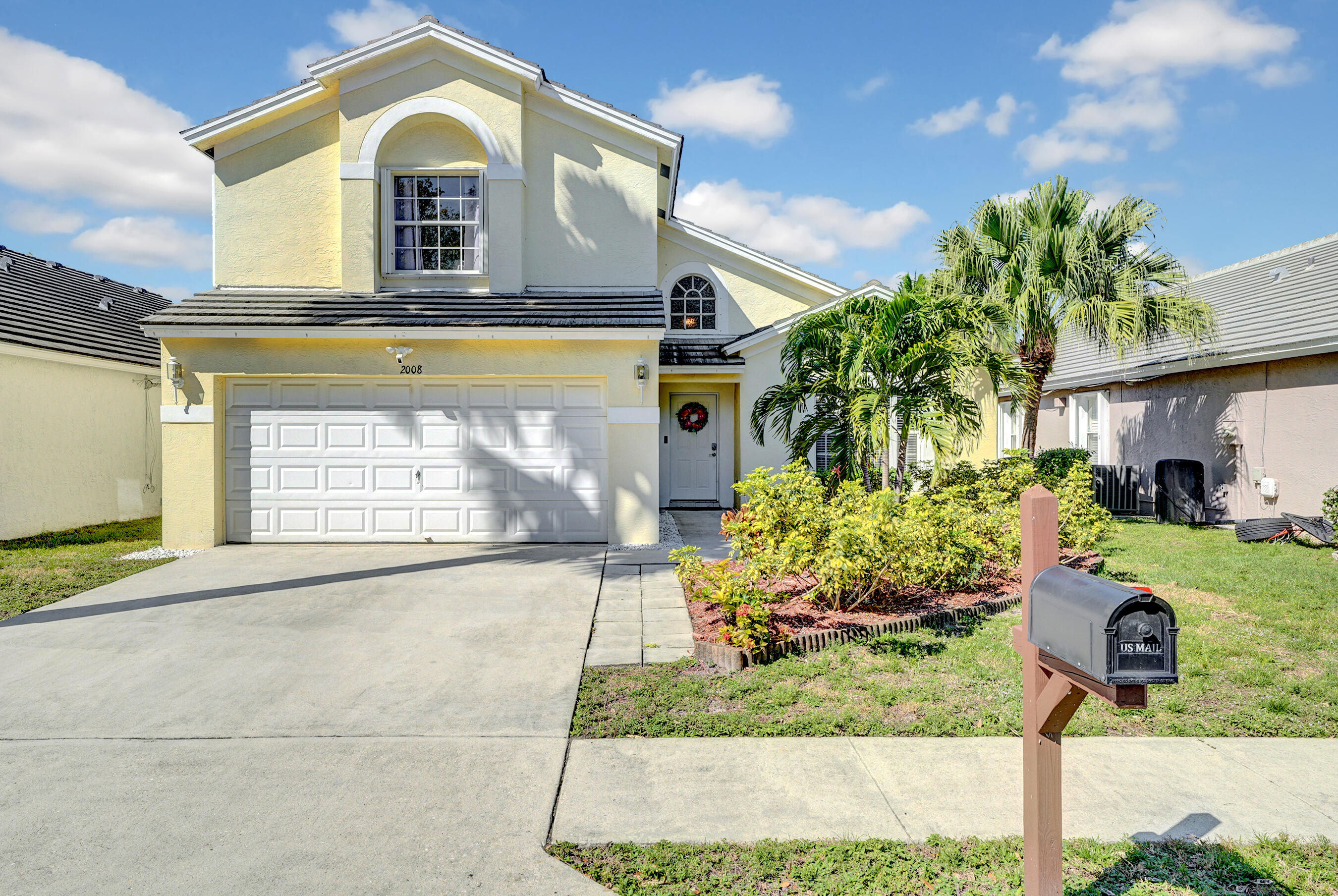 View details of listing 2008 Normandy Circle, West Palm Beach, FL 33409 West Palm Beach with MLS#