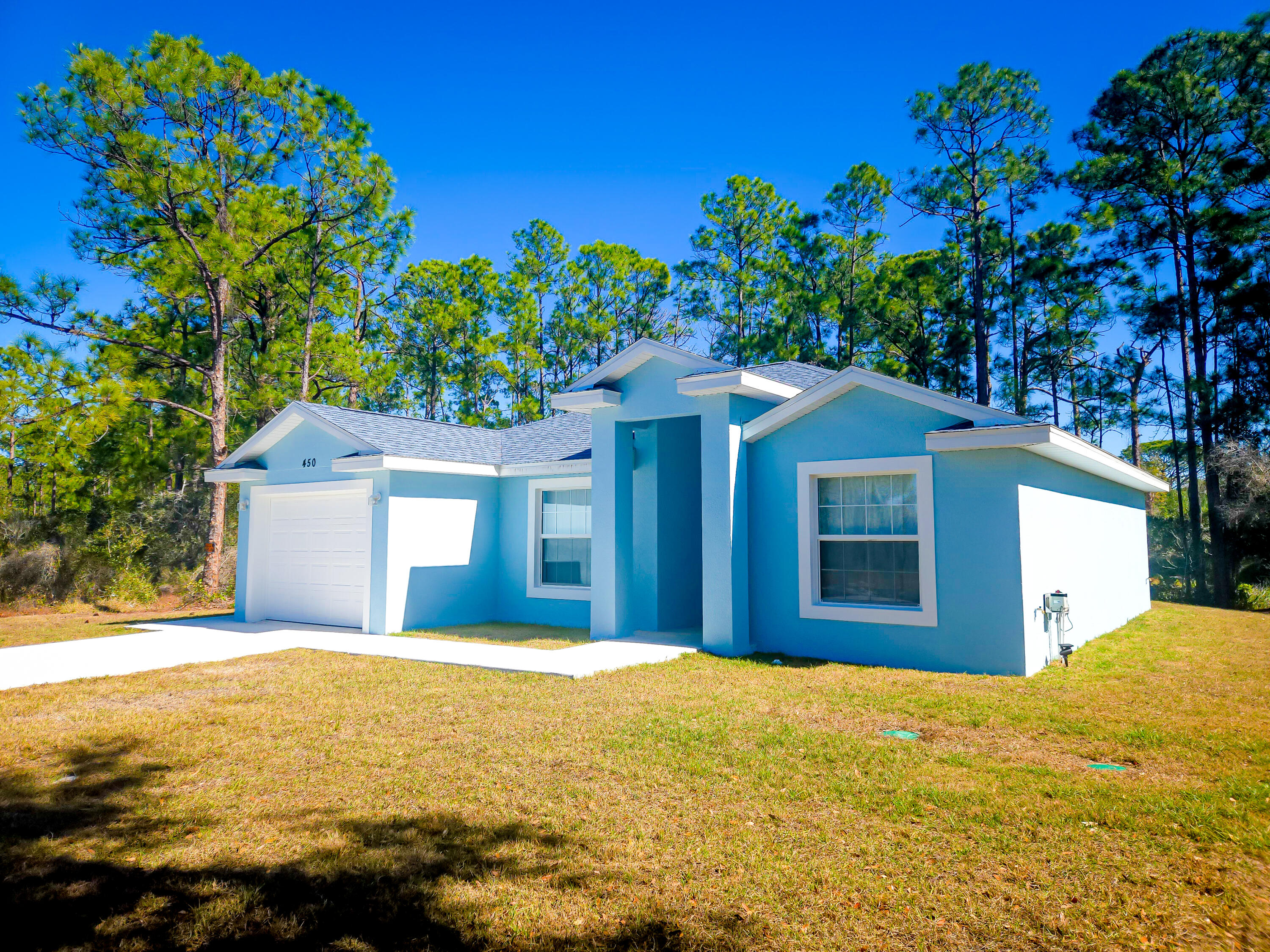 View details of listing 450 Kemper Avenue, Lake Placid, FL 33852 Lake Placid with MLS#