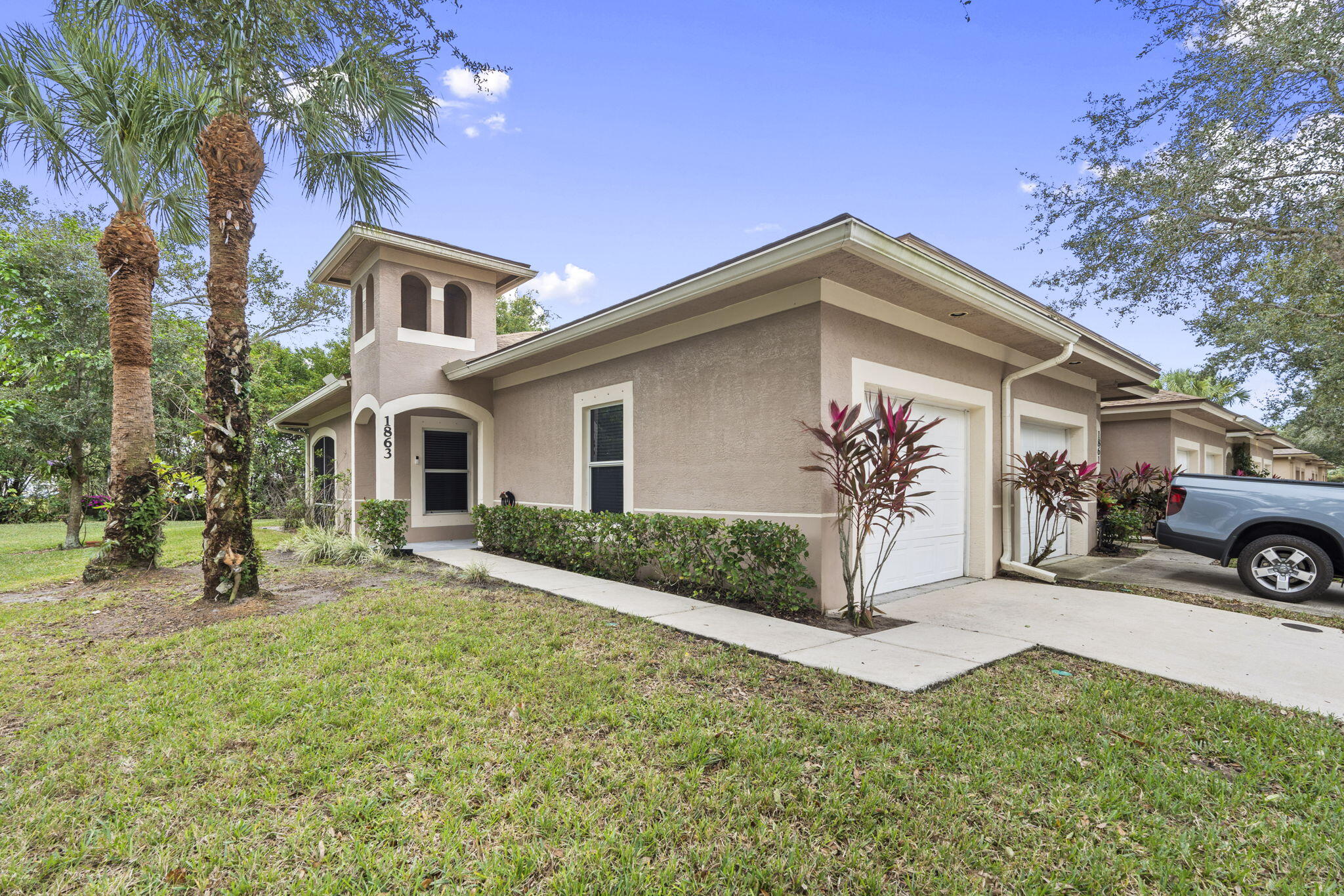 View details of listing 1863 S Dovetail Drive B1, Fort Pierce, FL 34982 Fort Pierce with MLS#