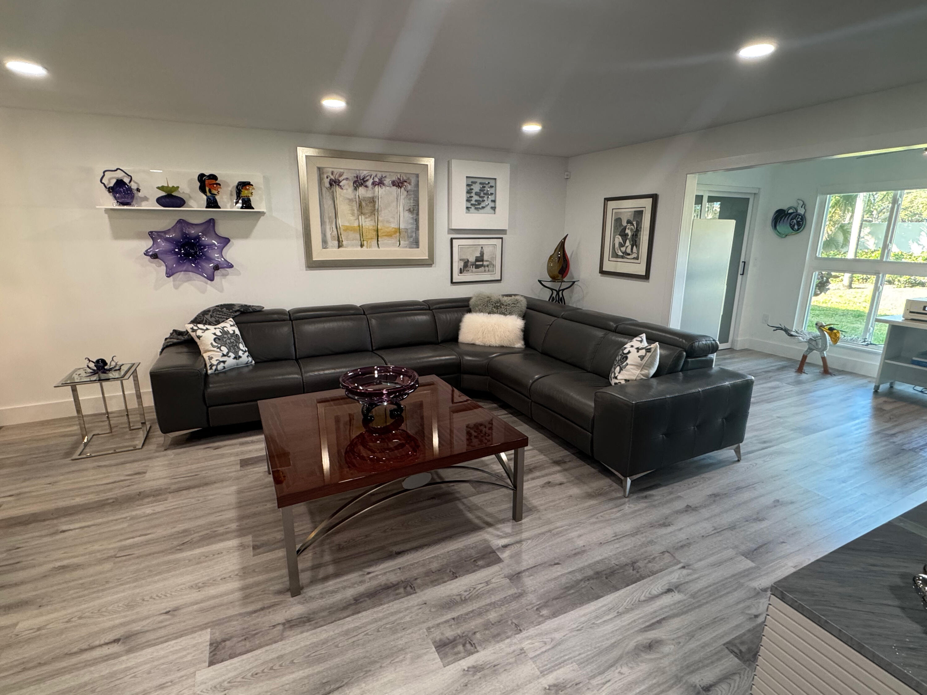 View details of listing 5951 Regal Glen Drive 103, Boynton Beach, FL 33437 Boynton Beach with MLS#